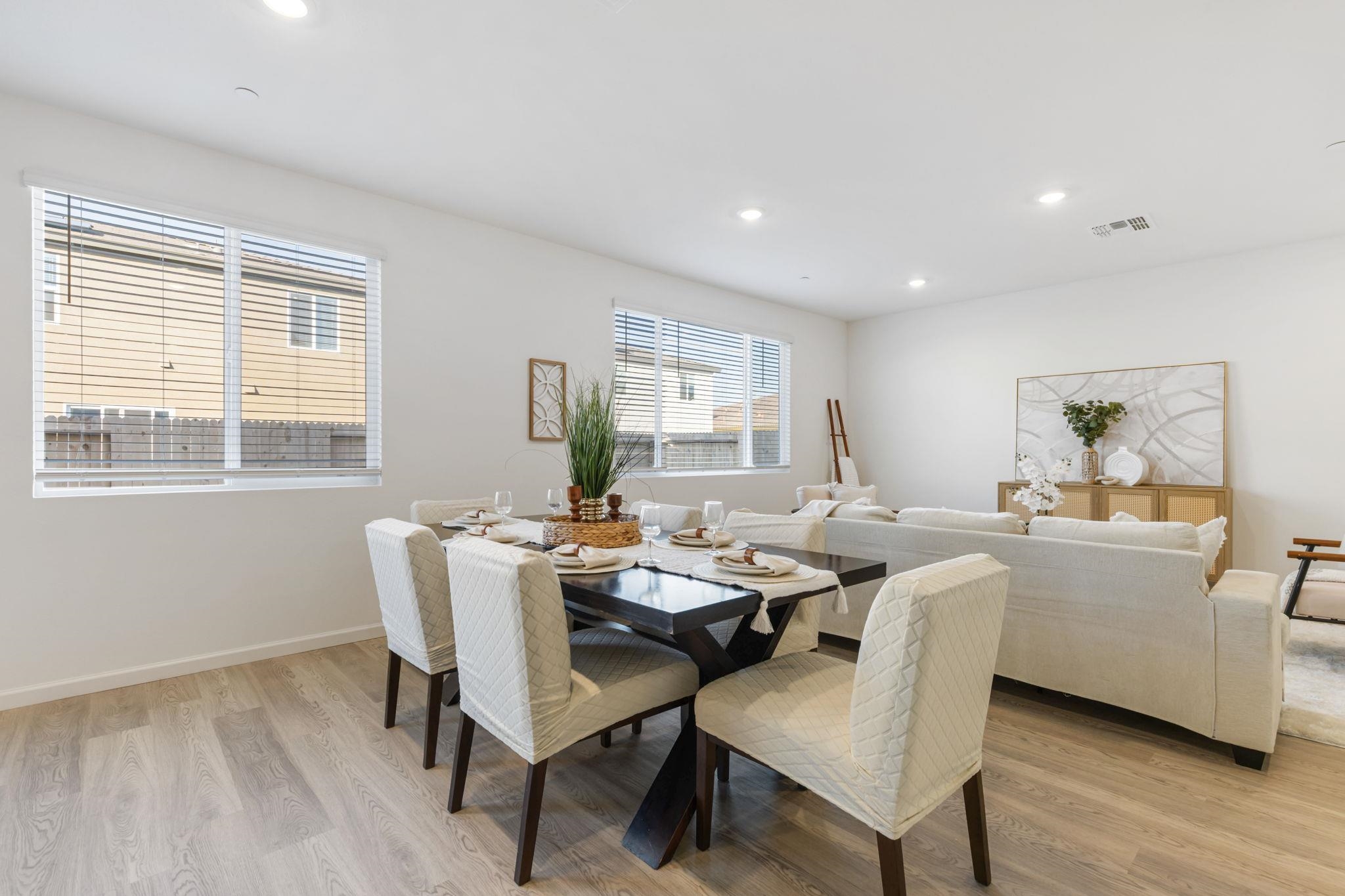 Detail Gallery Image 15 of 52 For 2521 Sather Street, Manteca,  CA 95337 - 5 Beds | 3 Baths