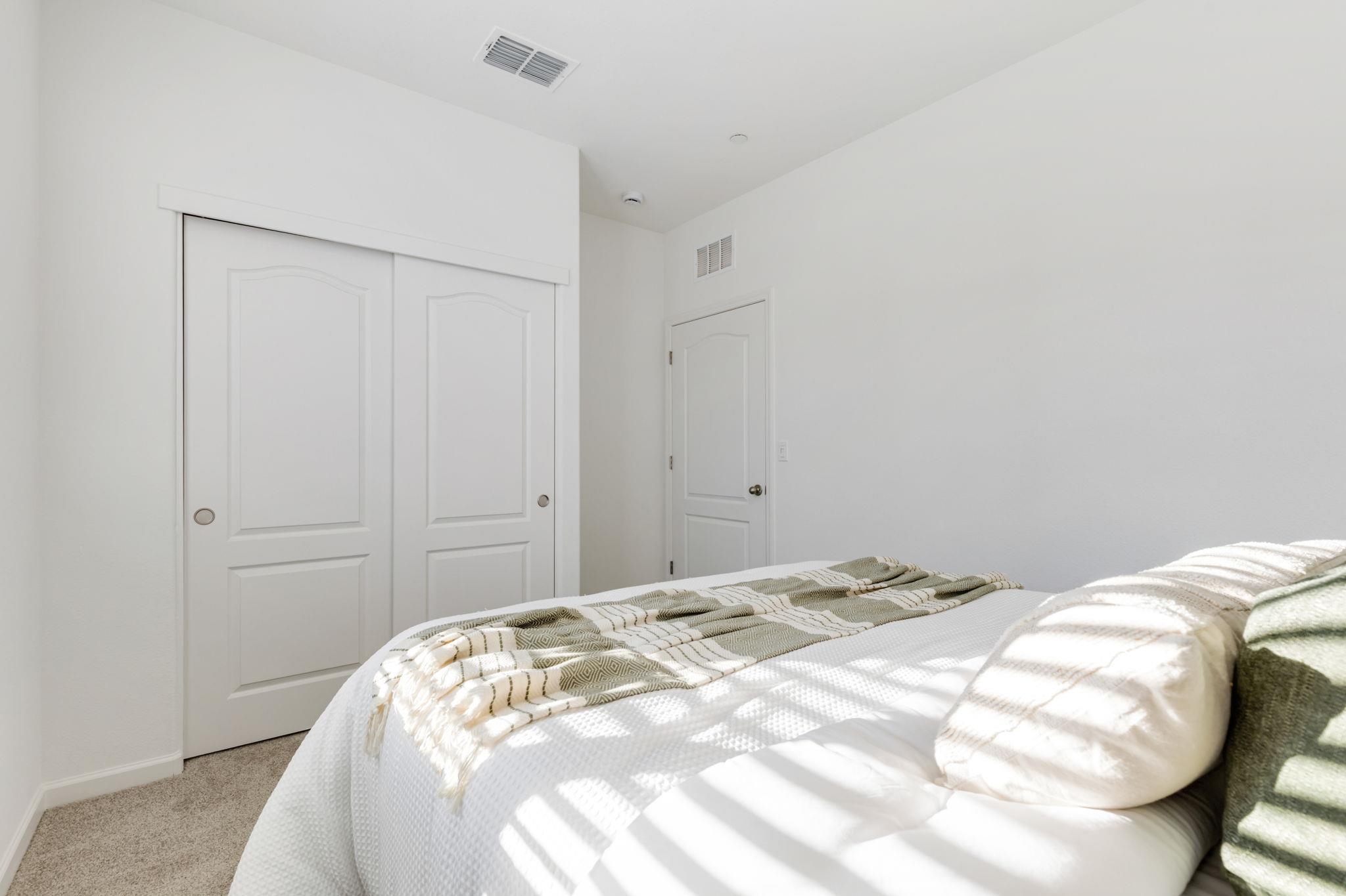 Detail Gallery Image 22 of 52 For 2521 Sather Street, Manteca,  CA 95337 - 5 Beds | 3 Baths