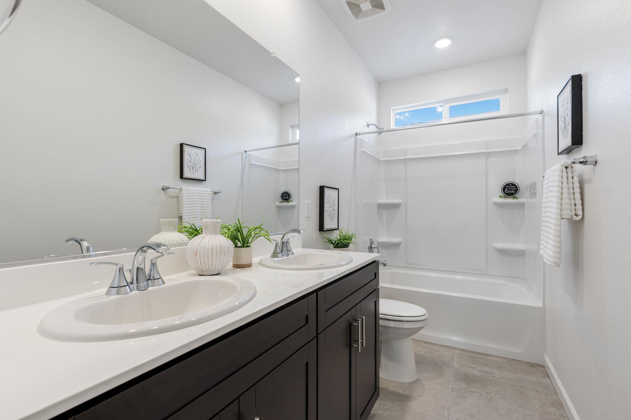 Detail Gallery Image 29 of 52 For 2521 Sather Street, Manteca,  CA 95337 - 5 Beds | 3 Baths