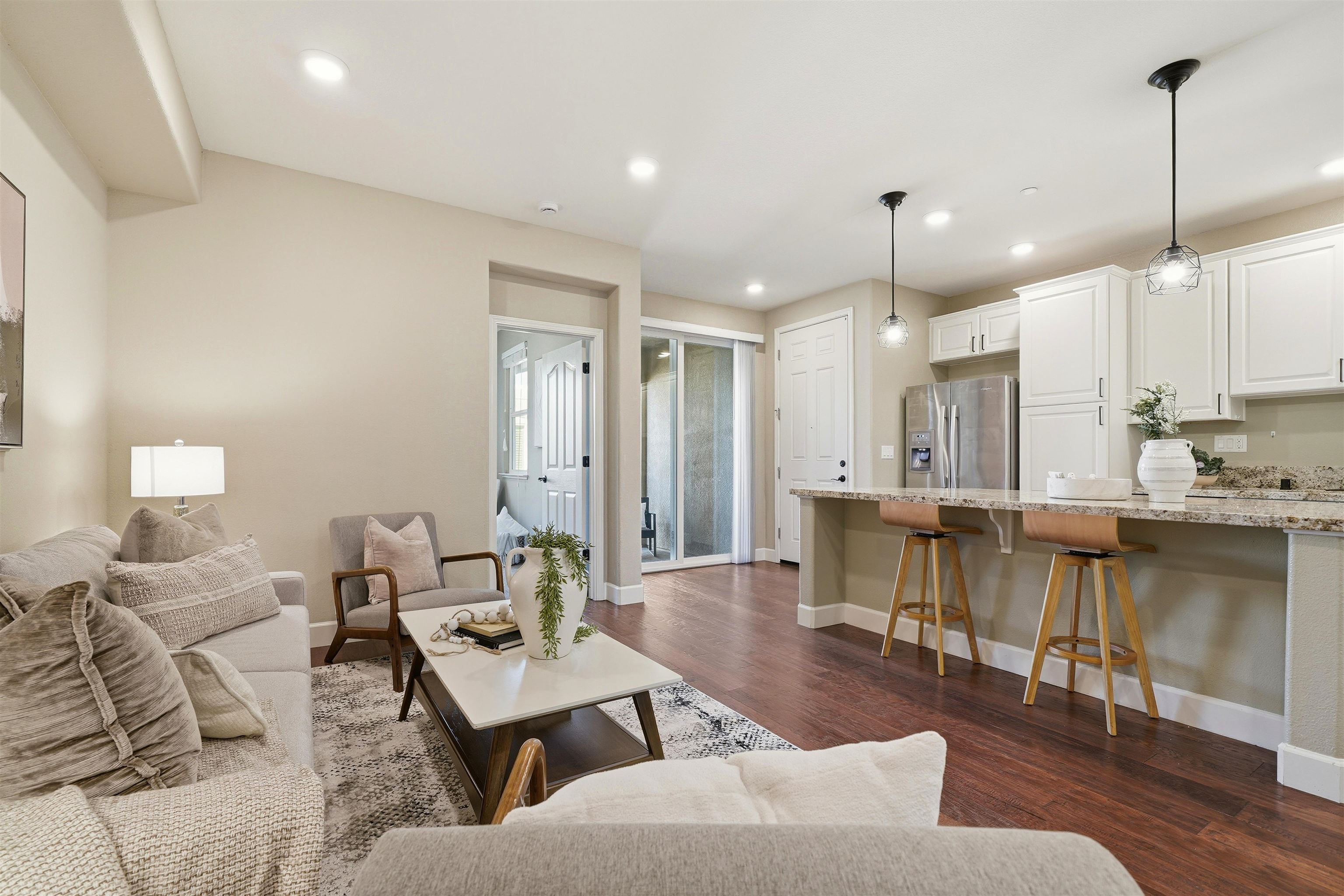 Photo #4: 41121150 Listing: Photo #4