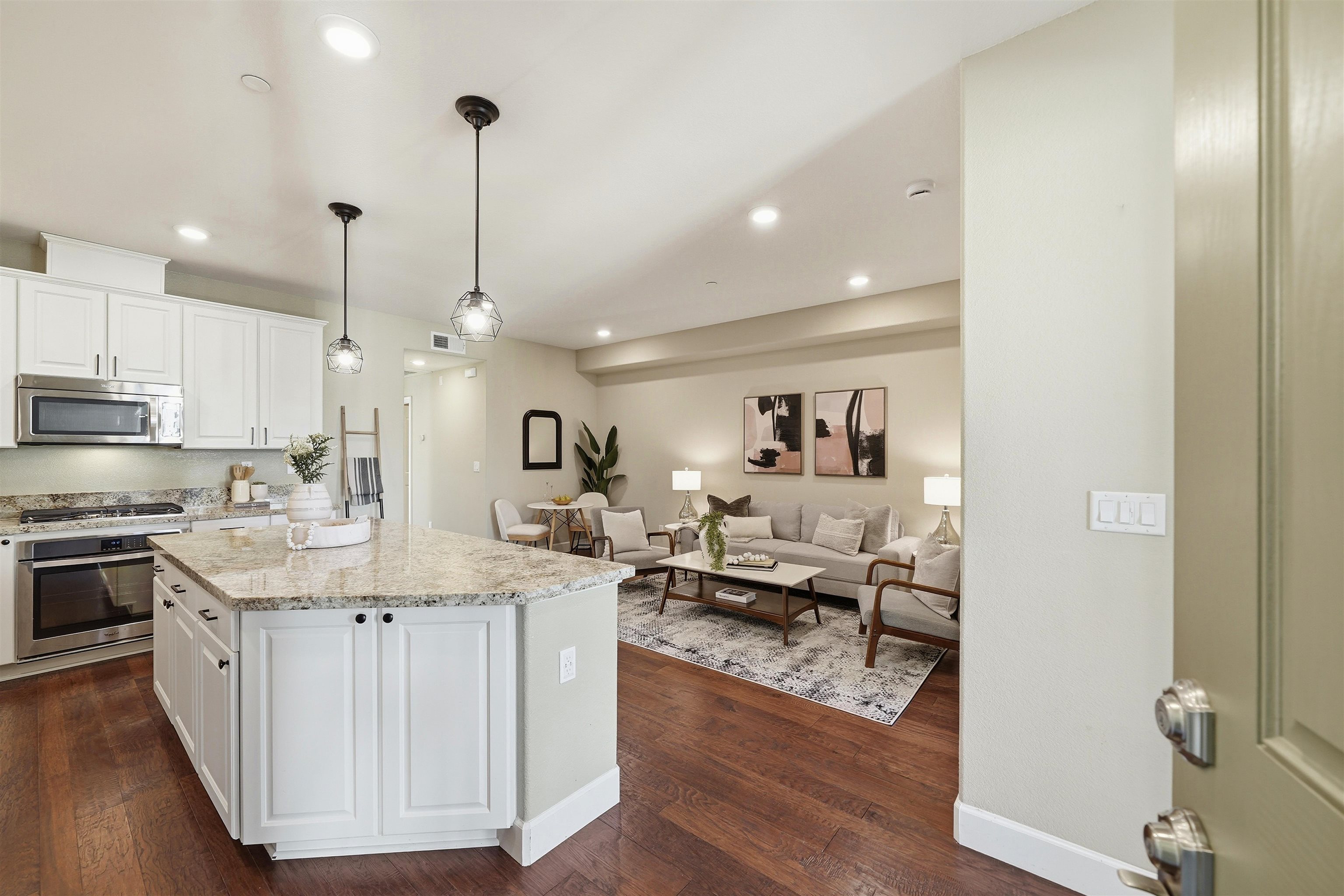 Photo #5: 41121150 Listing: Photo #5