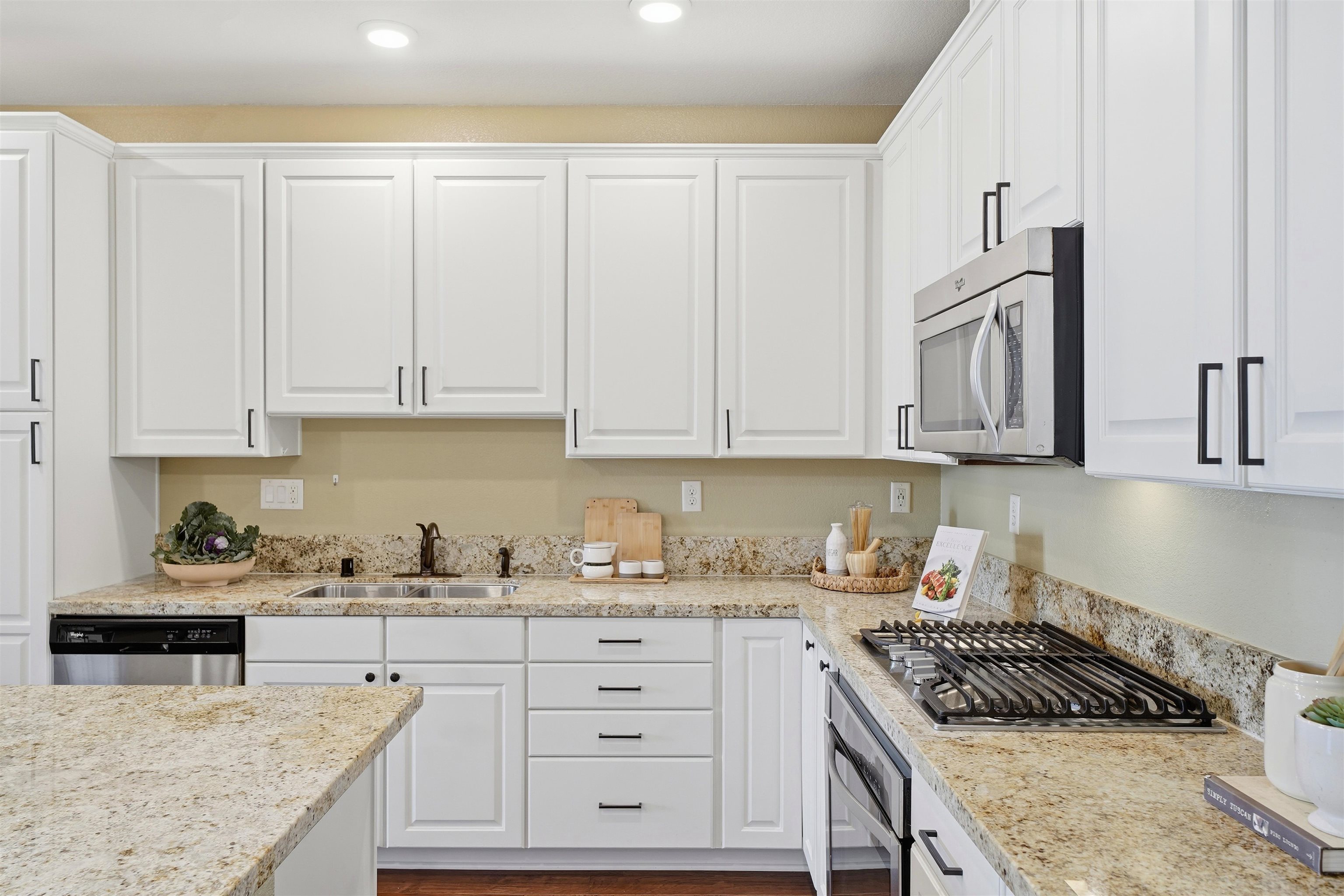 Photo #8: 41121150 Listing: Photo #8