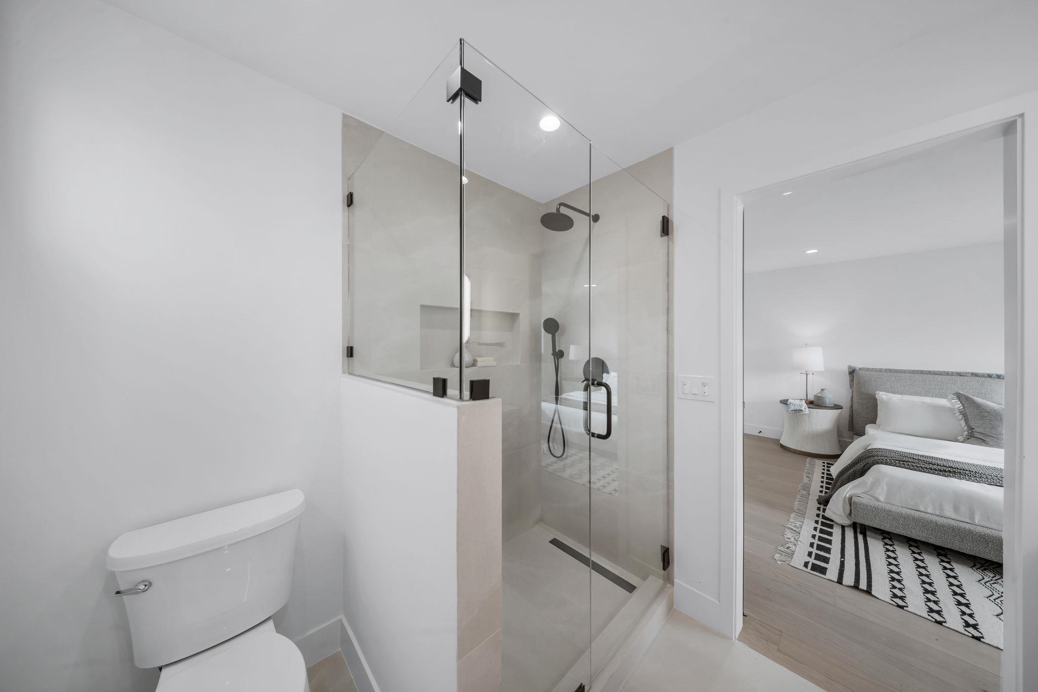 Detail Gallery Image 31 of 46 For 2814 Glen Heather Dr, San Jose,  CA 95133 - 4 Beds | 2/1 Baths