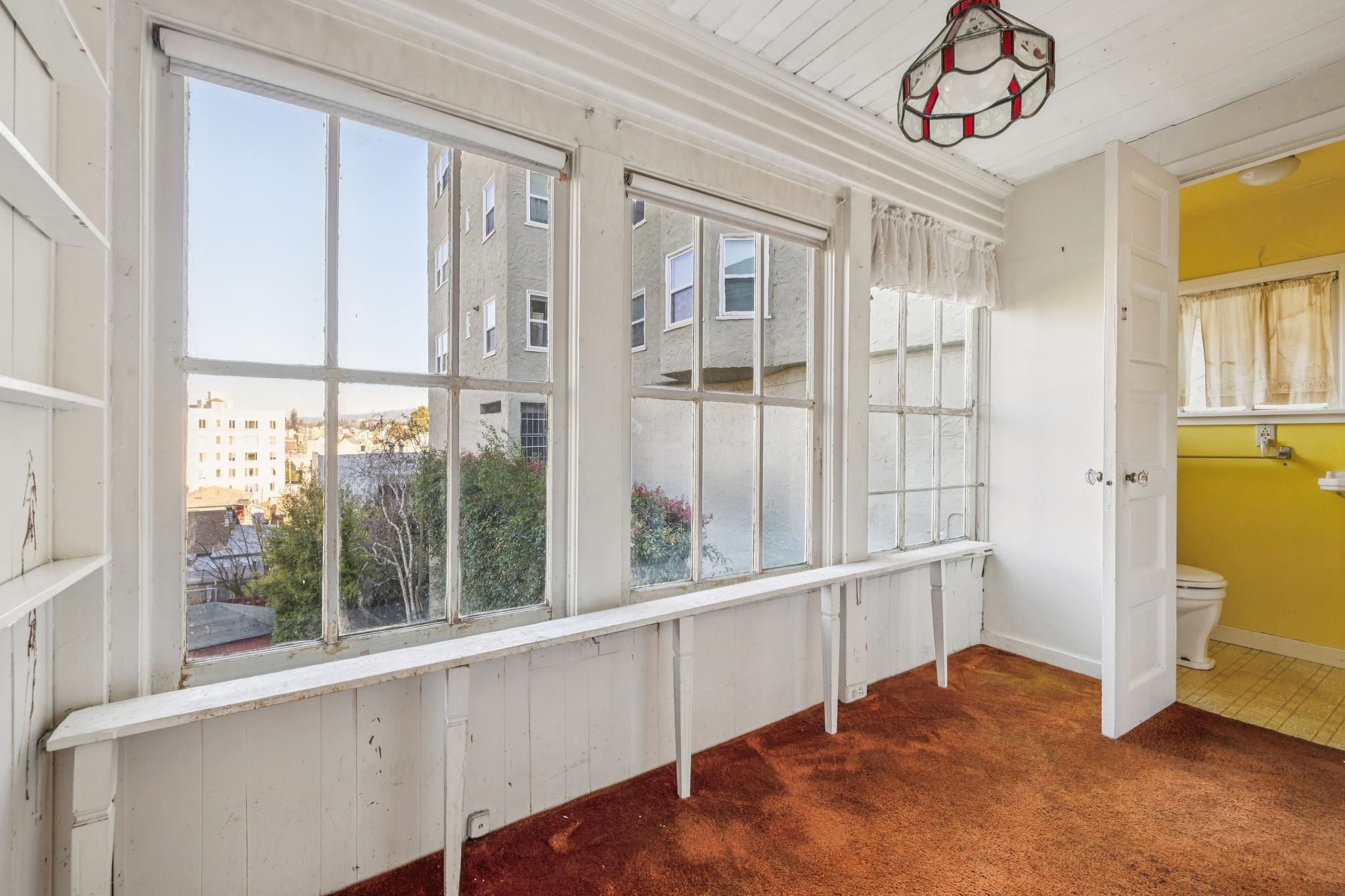 Detail Gallery Image 26 of 60 For 361 Hanover Avenue, Oakland,  CA 94606 - 5 Beds | 2/1 Baths