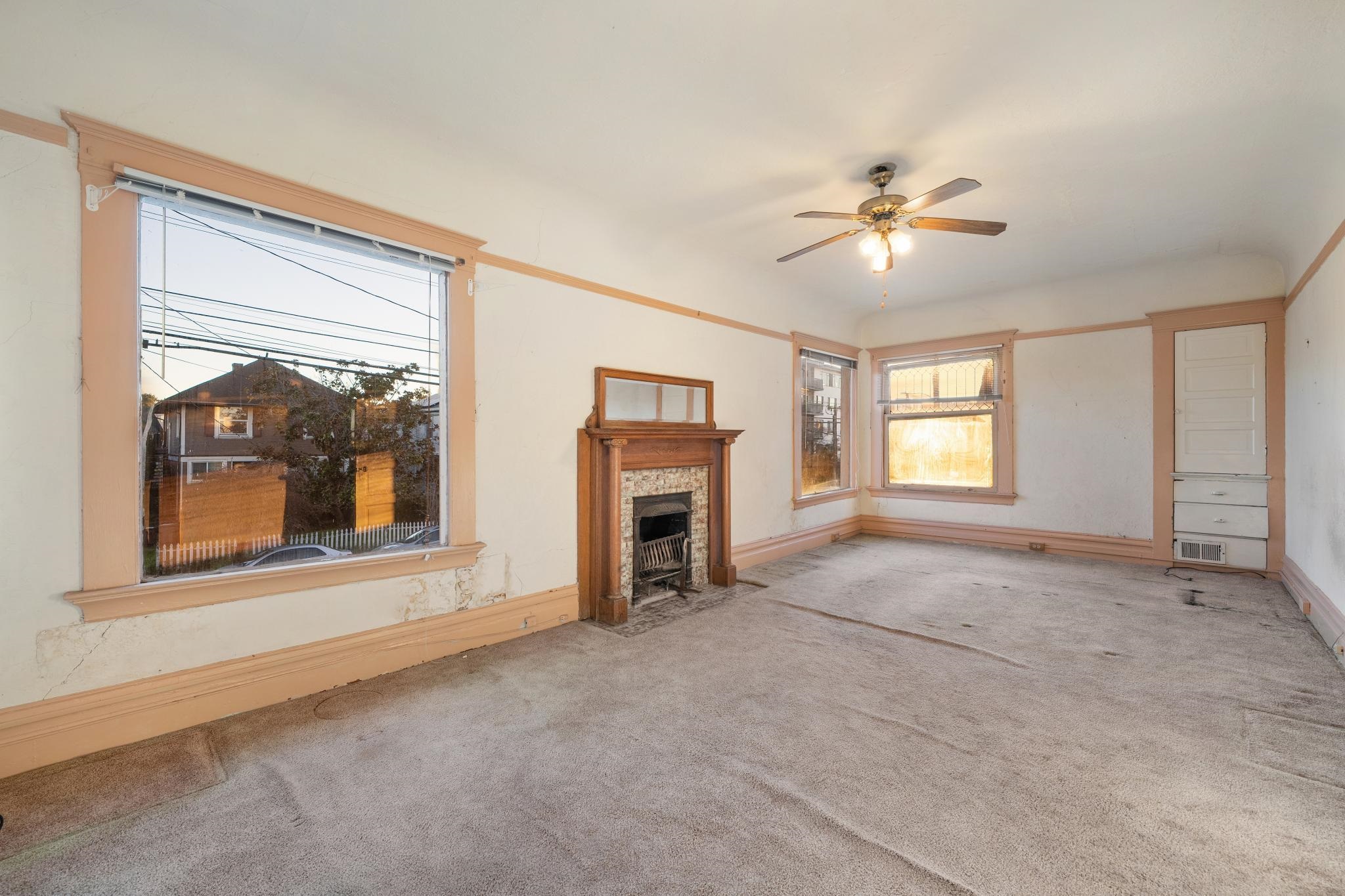 Detail Gallery Image 32 of 60 For 361 Hanover Avenue, Oakland,  CA 94606 - 5 Beds | 2/1 Baths