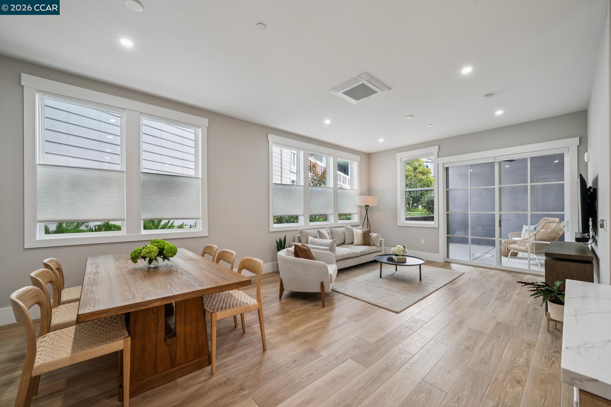 Photo #3: 41121154 Listing: Photo #3