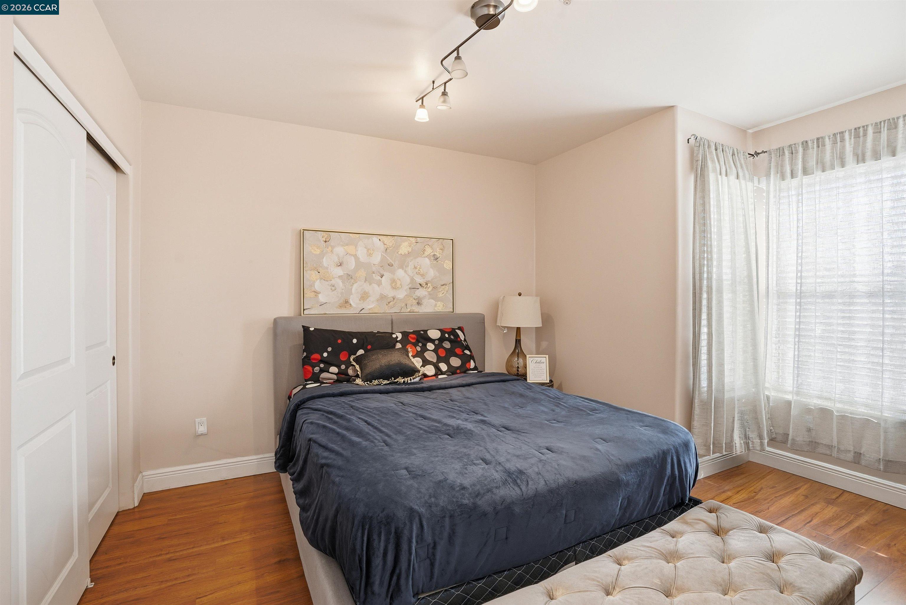 Photo #12: 41121156 Listing: Photo #12