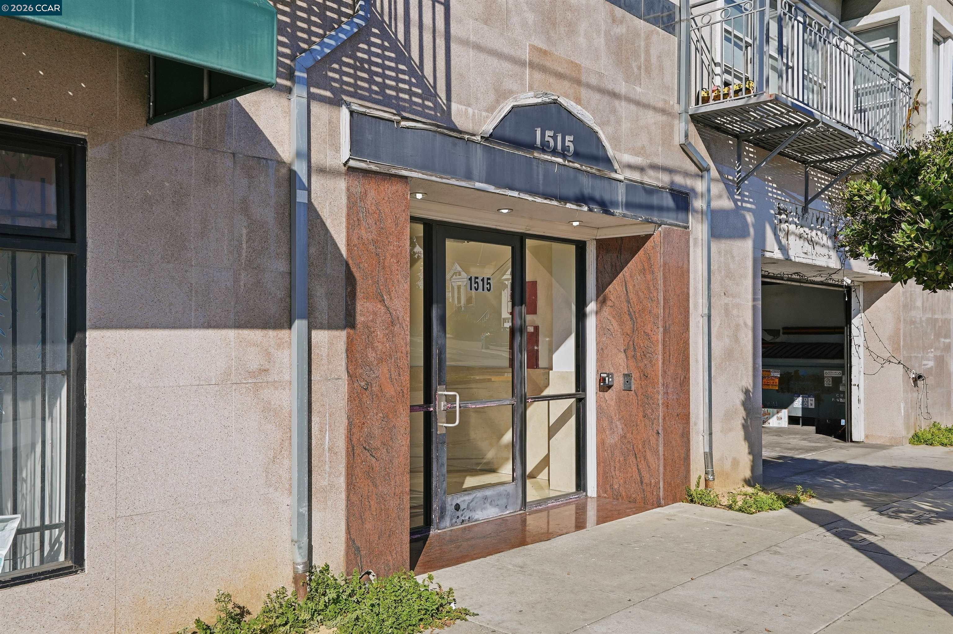 Photo #3: 41121156 Listing: Photo #3