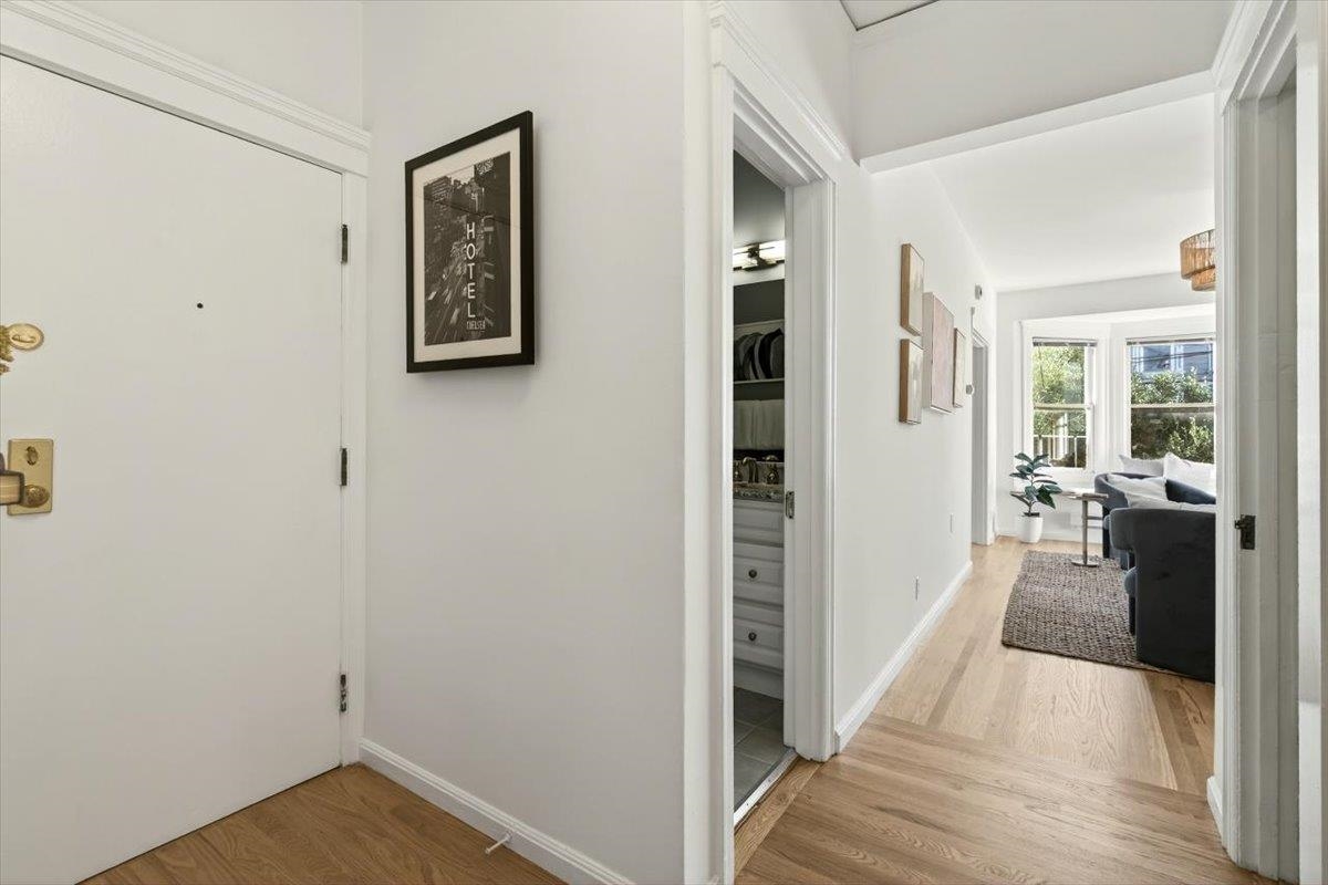 Detail Gallery Image 4 of 37 For 1730 Broderick St #2,  San Francisco,  CA 94115 - 1 Beds | 1 Baths