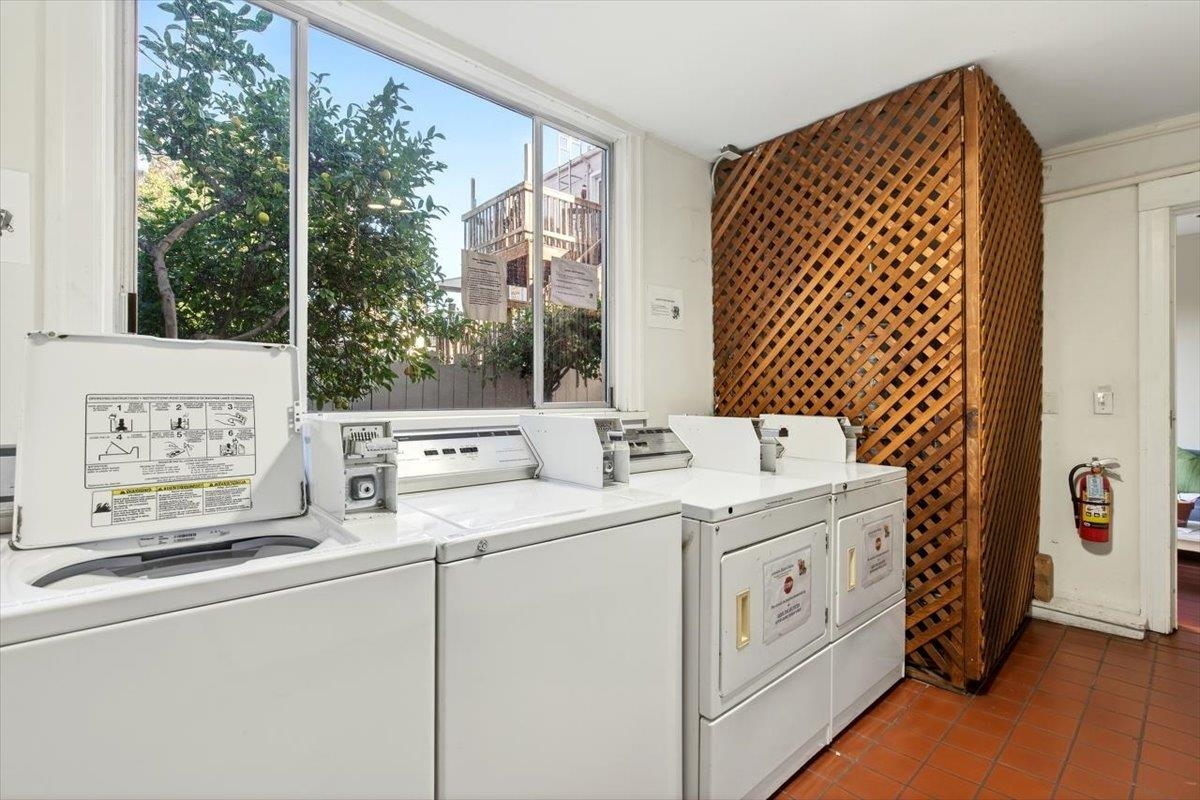 Detail Gallery Image 32 of 37 For 1730 Broderick St #2,  San Francisco,  CA 94115 - 1 Beds | 1 Baths