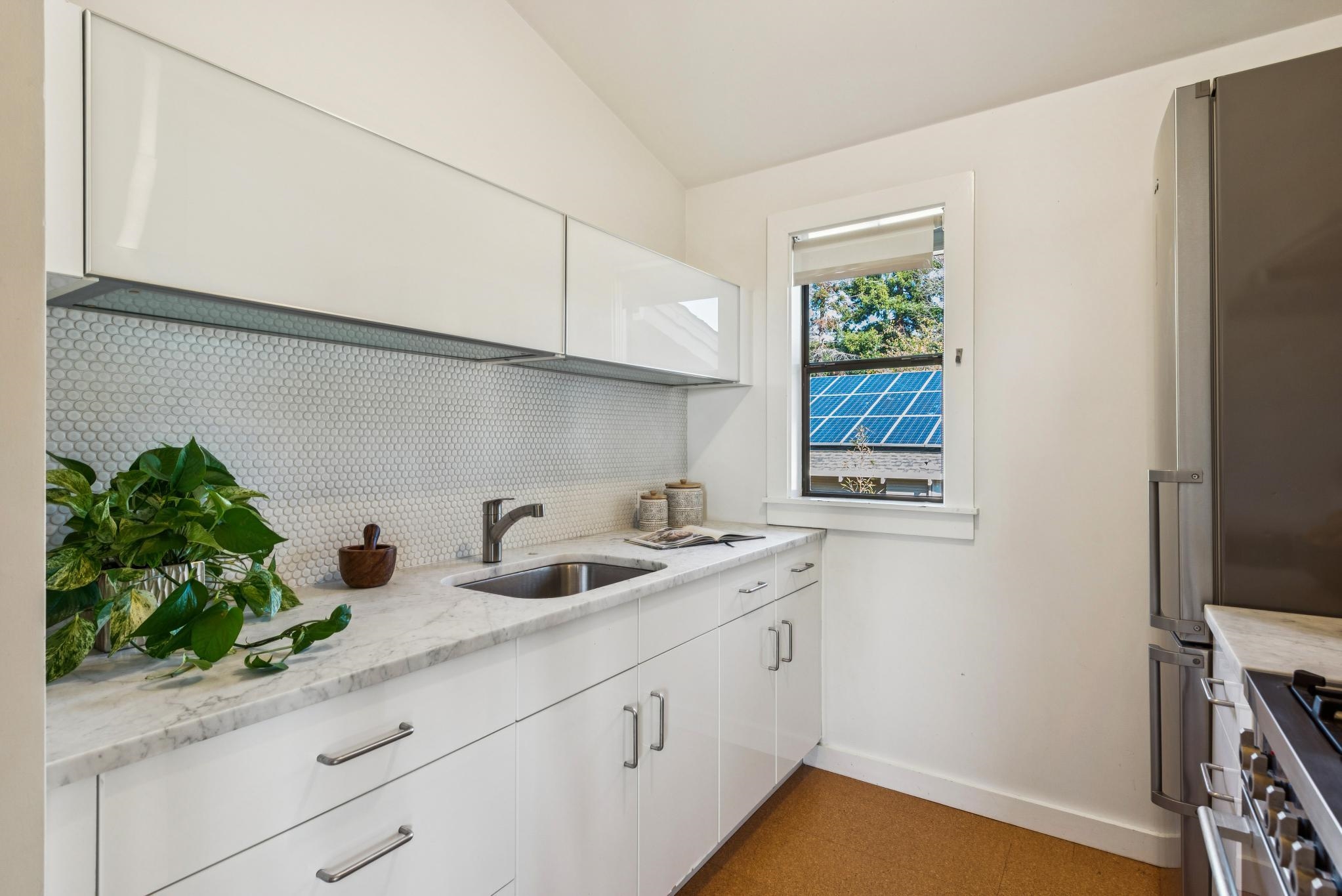 Detail Gallery Image 47 of 59 For 1923 Yolo Ave, Berkeley,  CA 94707 - 4 Beds | 3 Baths