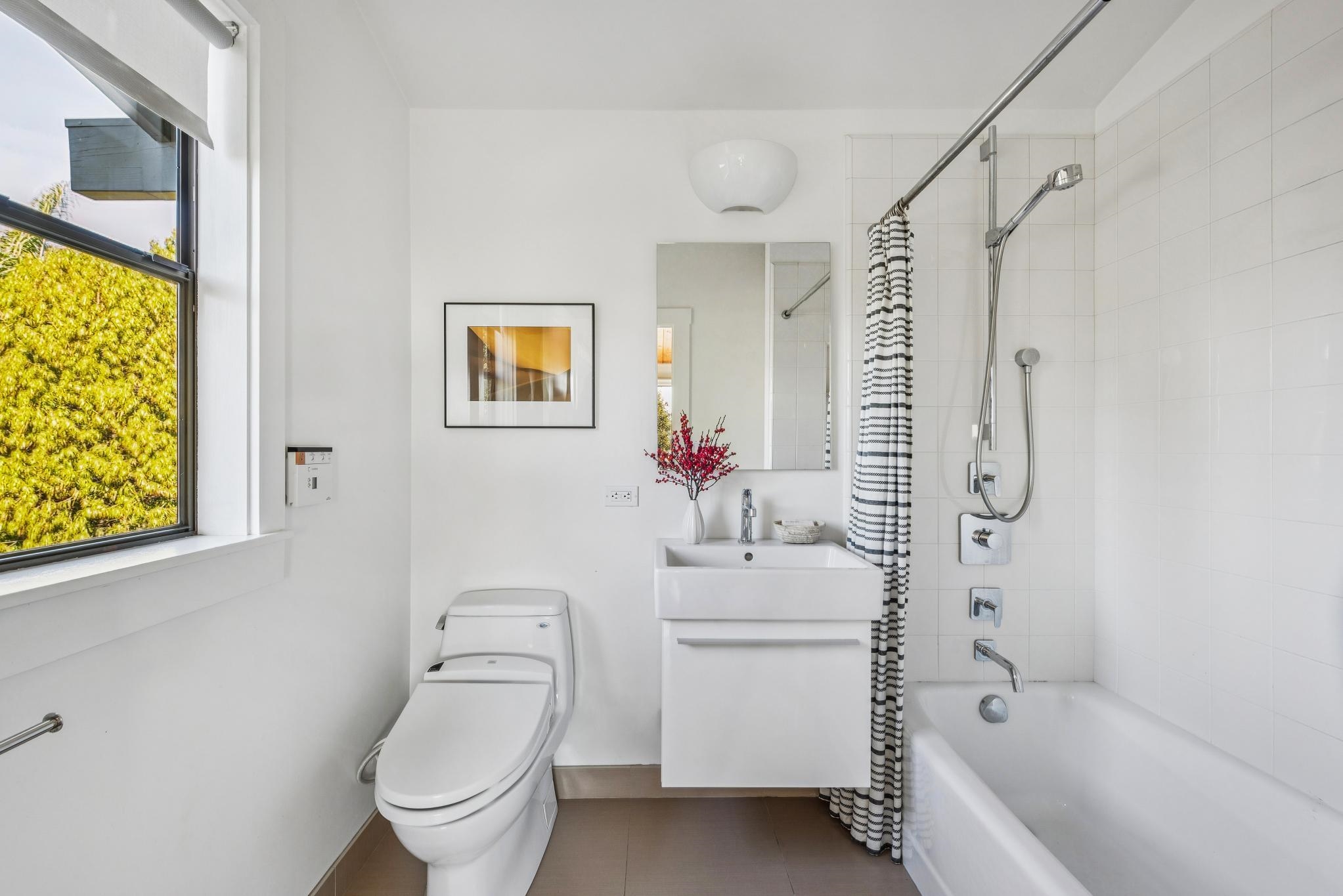 Detail Gallery Image 49 of 59 For 1923 Yolo Ave, Berkeley,  CA 94707 - 4 Beds | 3 Baths