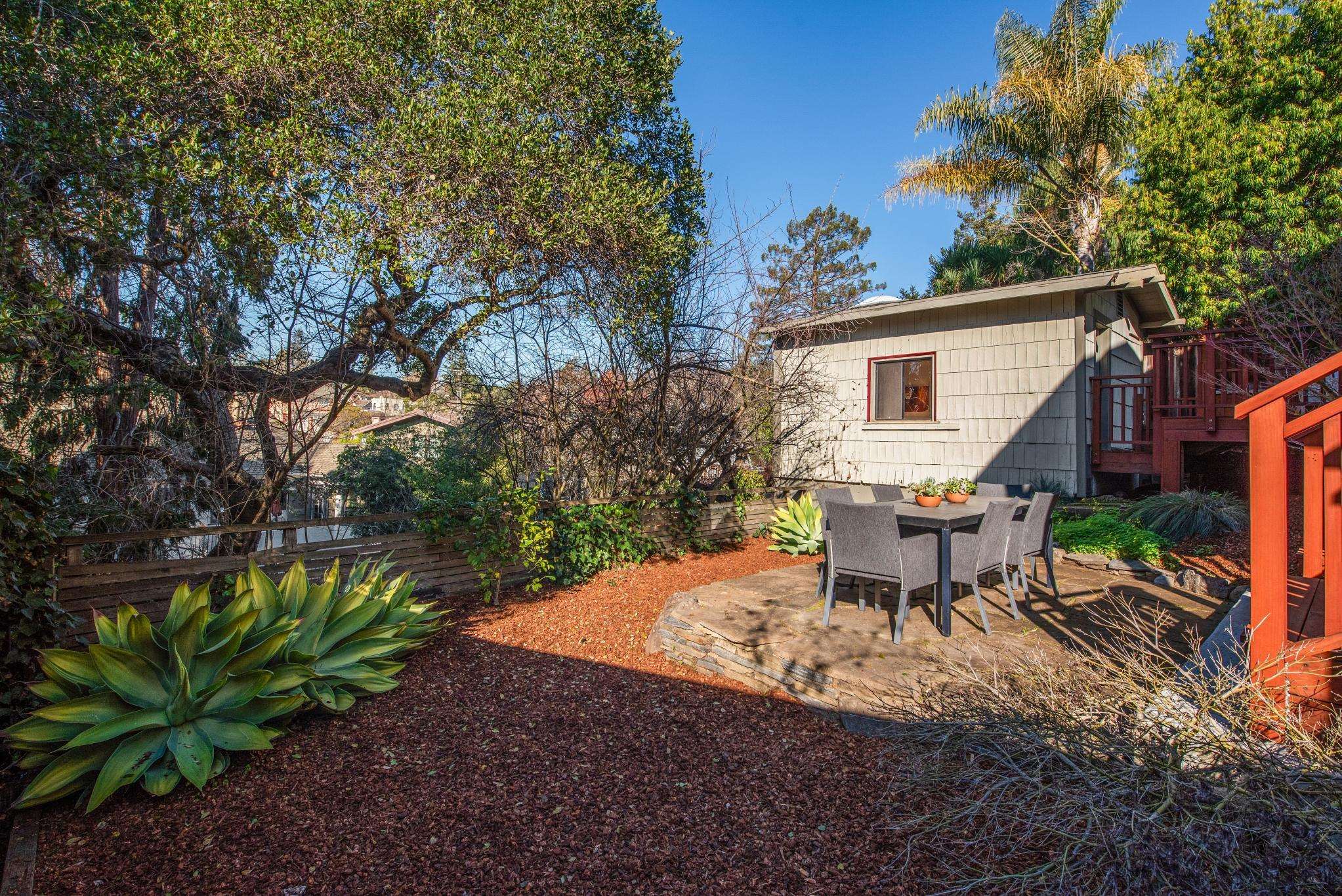 Detail Gallery Image 54 of 59 For 1923 Yolo Ave, Berkeley,  CA 94707 - 4 Beds | 3 Baths