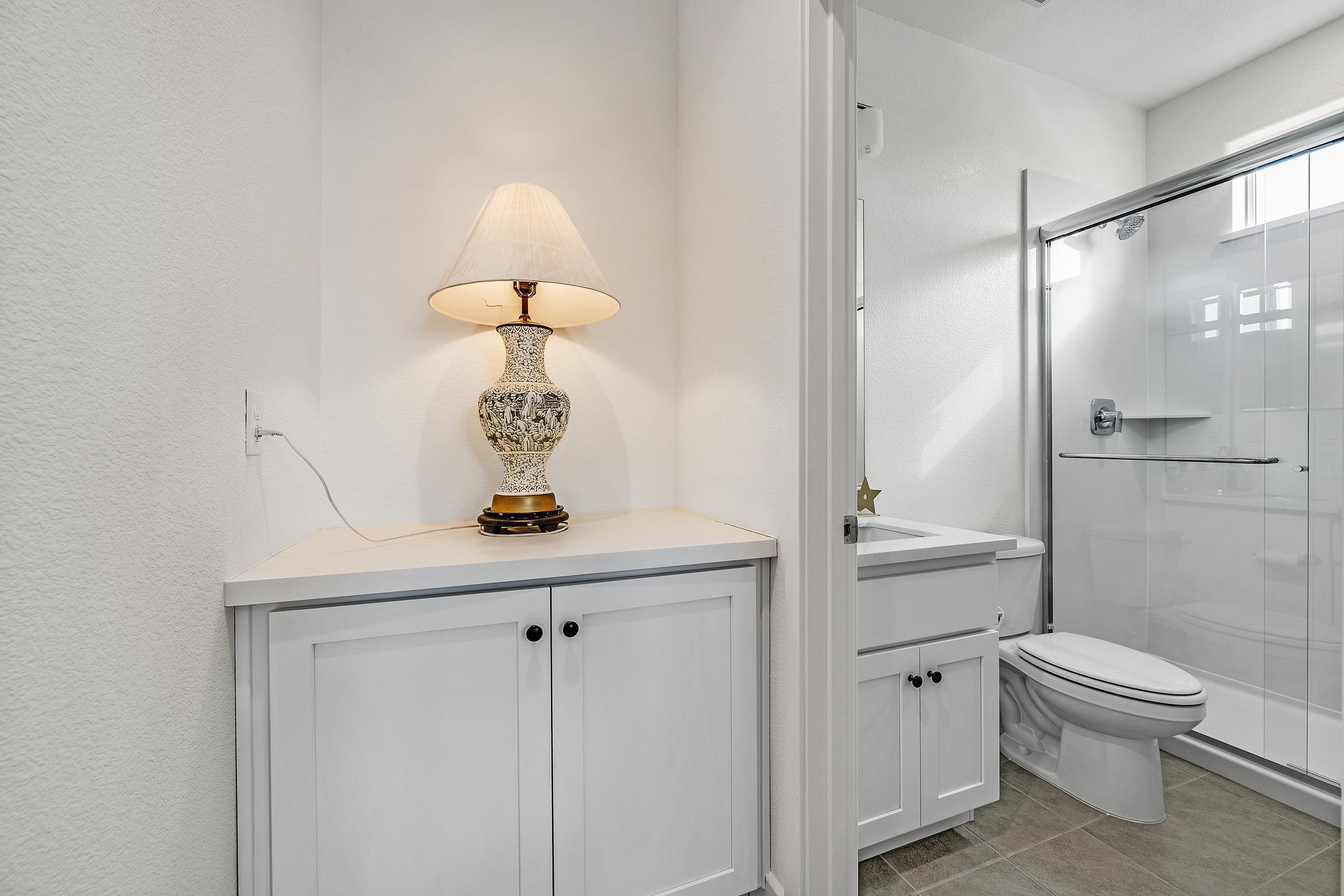 Detail Gallery Image 23 of 39 For 2505 Mulholland Dr, Lathrop,  CA 95330 - 5 Beds | 4/1 Baths