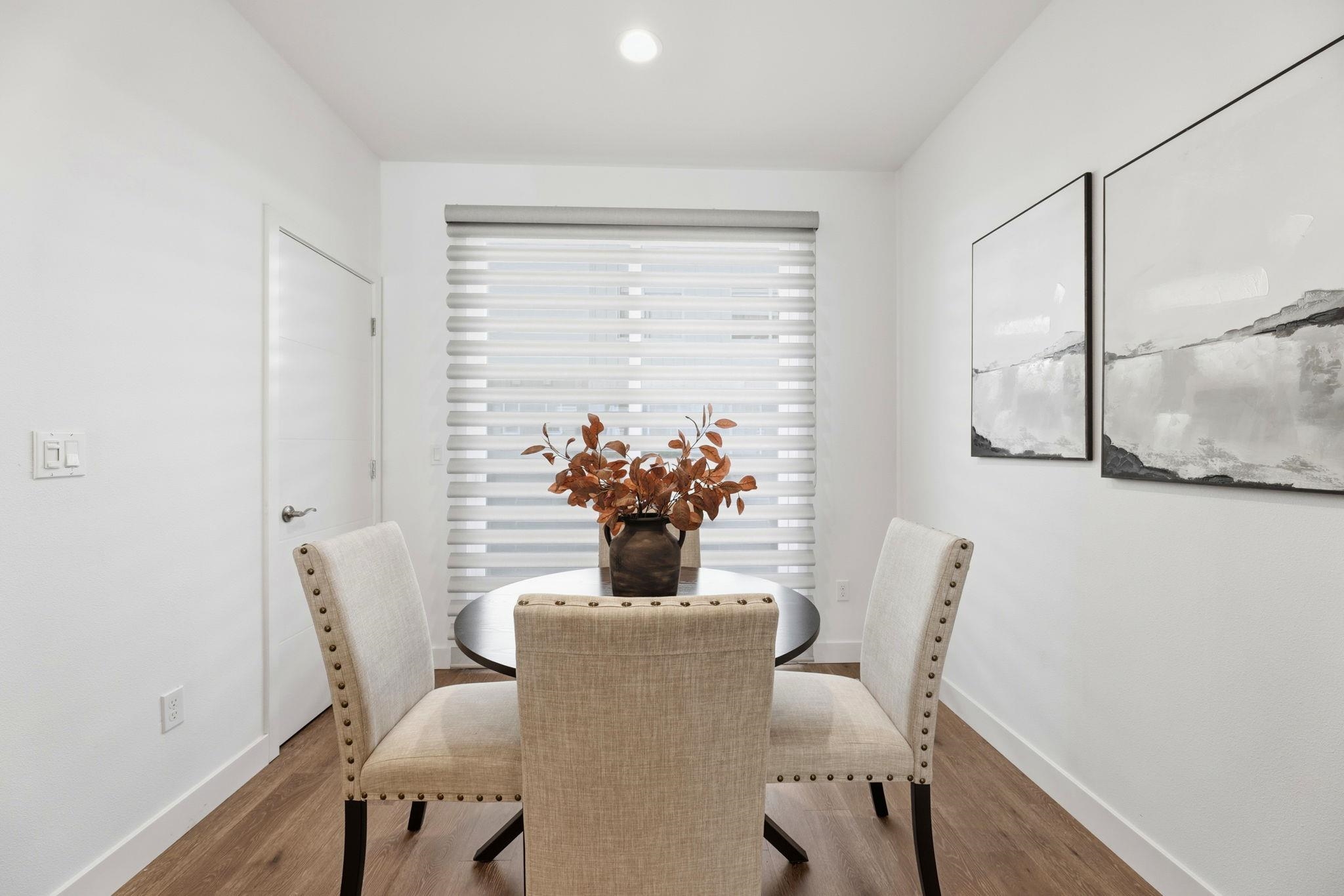 Detail Gallery Image 15 of 41 For 931 Edy Ln, Oakland,  CA 94607 - 2 Beds | 2/1 Baths