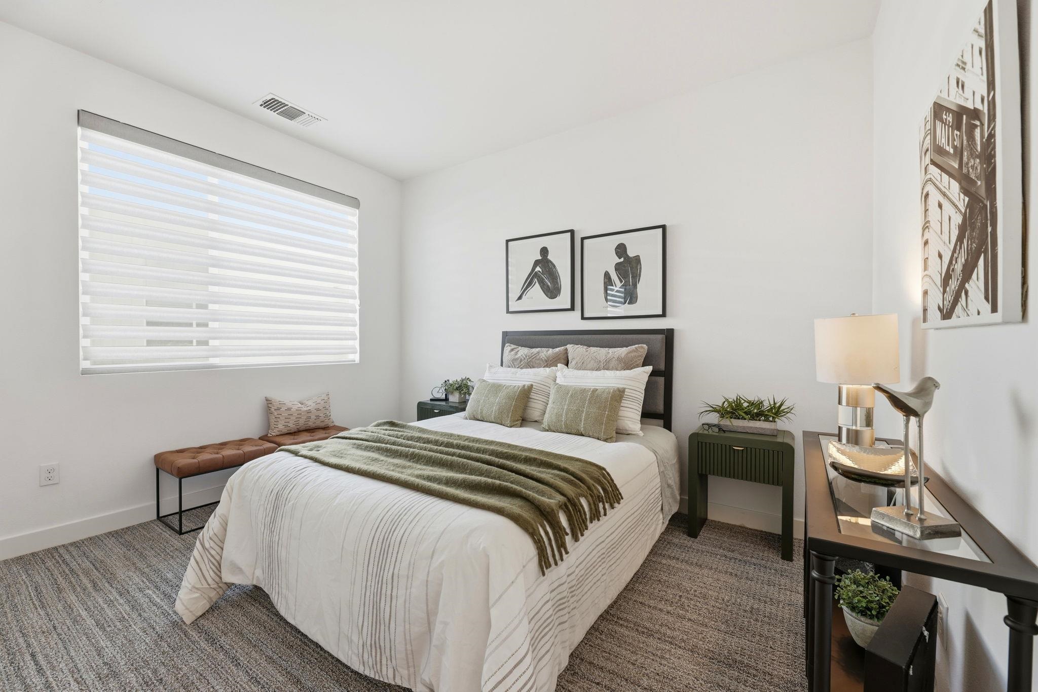 Detail Gallery Image 27 of 41 For 931 Edy Ln, Oakland,  CA 94607 - 2 Beds | 2/1 Baths