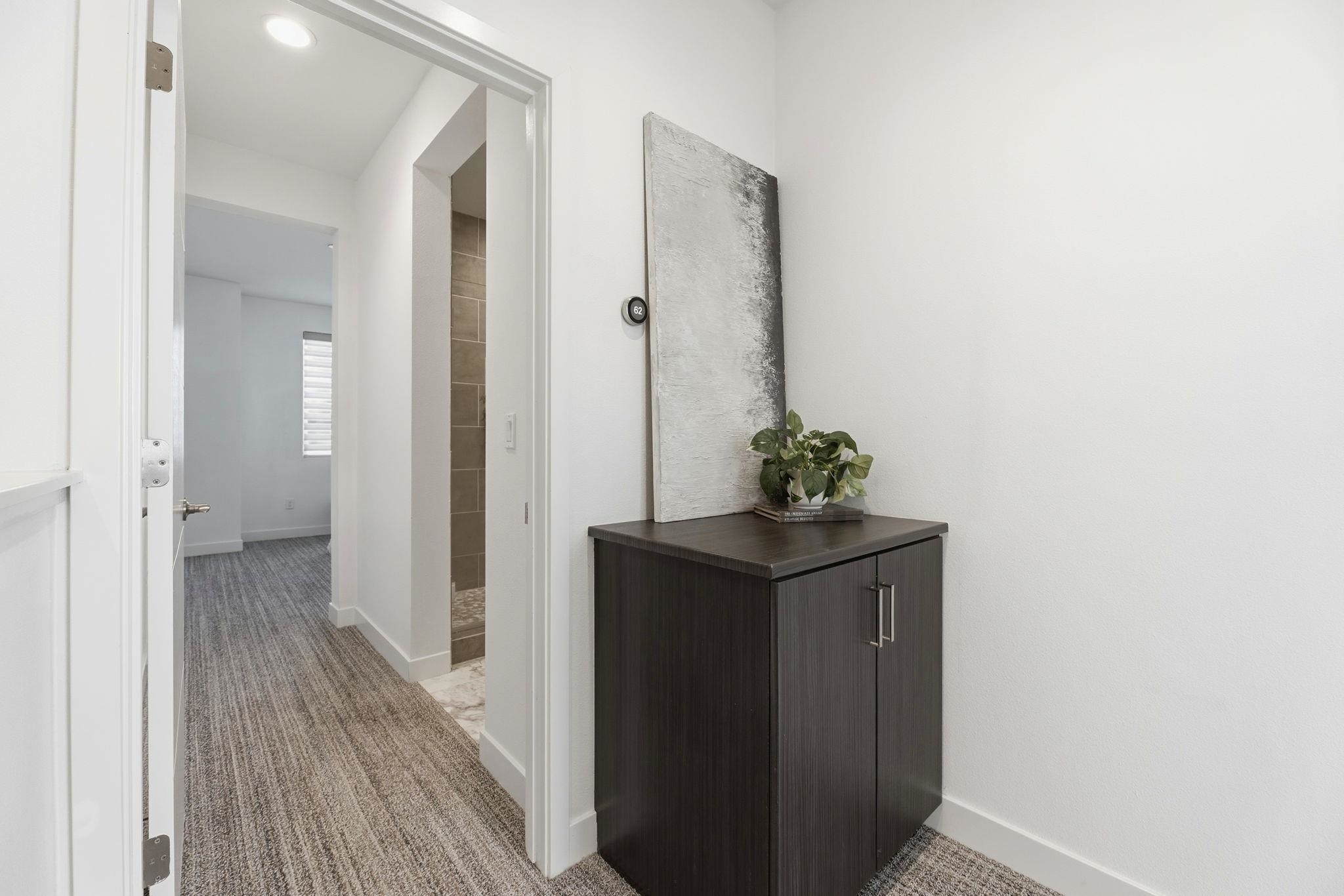 Detail Gallery Image 33 of 41 For 931 Edy Ln, Oakland,  CA 94607 - 2 Beds | 2/1 Baths