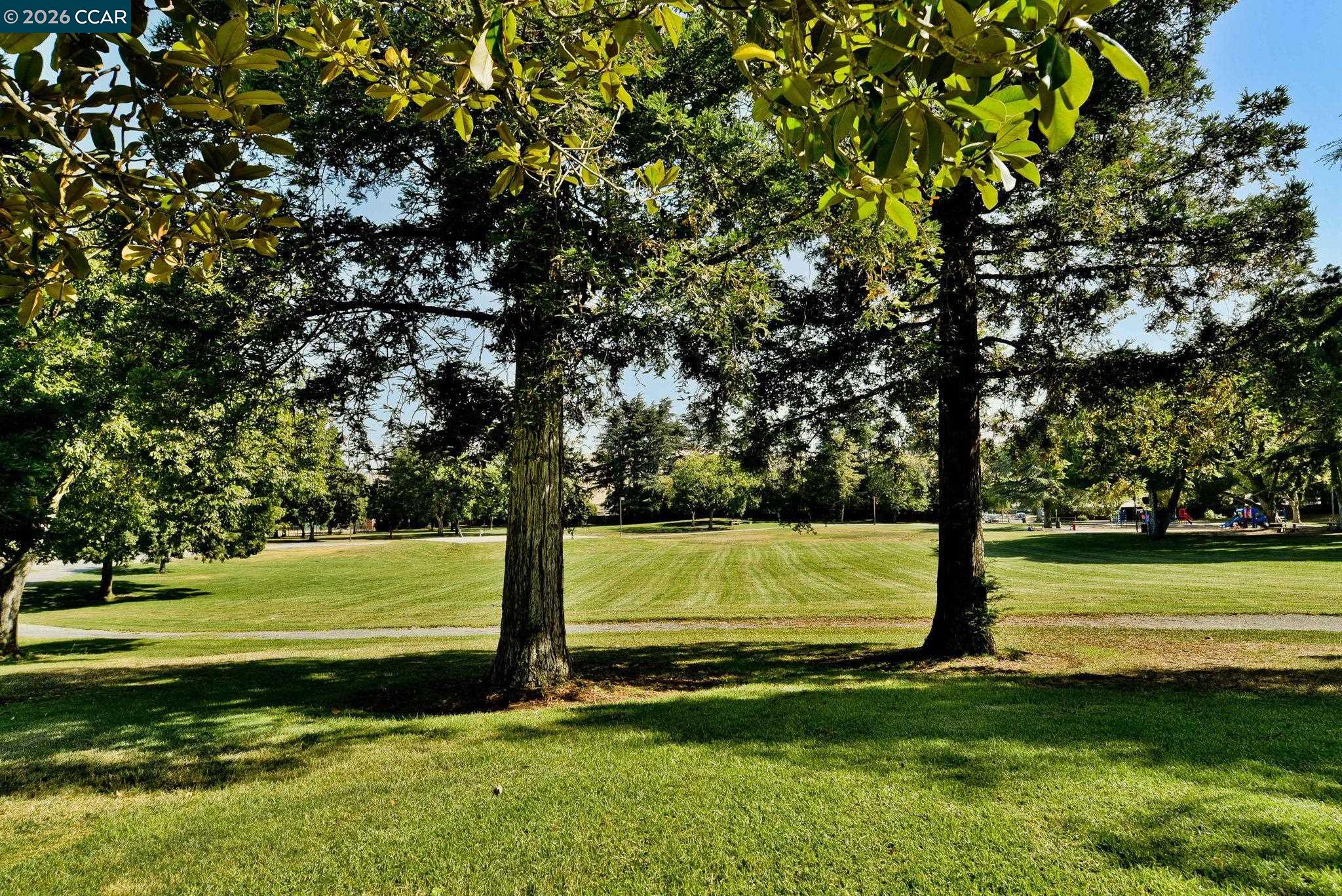 Detail Gallery Image 36 of 37 For 1687 Westwood Dr, Concord,  CA 94521 - 3 Beds | 2 Baths