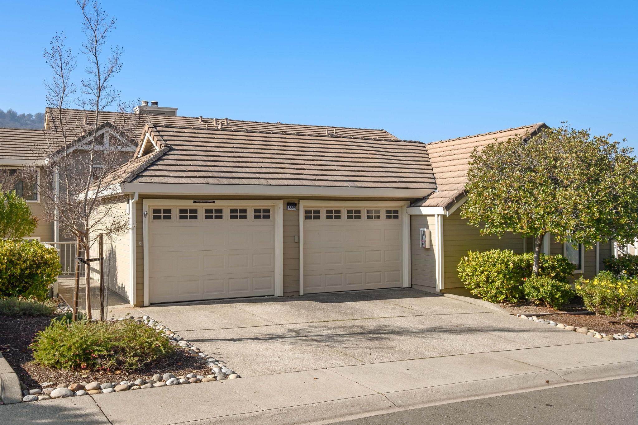 Photo #5: 41121168 Listing: Photo #5