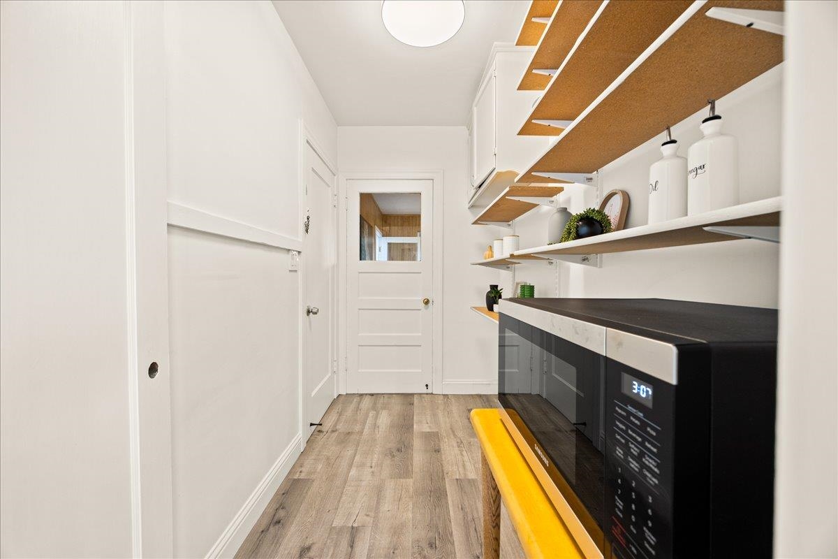 Detail Gallery Image 18 of 59 For 3439 E 18th St, Oakland,  CA 94601 - 3 Beds | 2/1 Baths