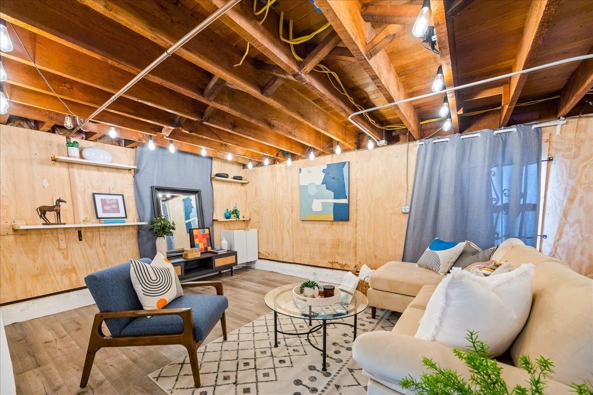 Detail Gallery Image 42 of 59 For 3439 E 18th St, Oakland,  CA 94601 - 3 Beds | 2/1 Baths