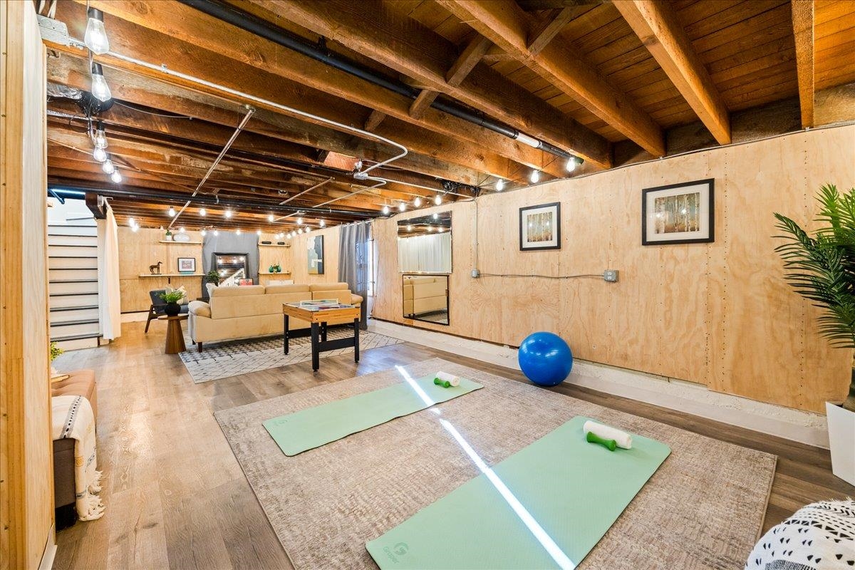 Detail Gallery Image 43 of 59 For 3439 E 18th St, Oakland,  CA 94601 - 3 Beds | 2/1 Baths