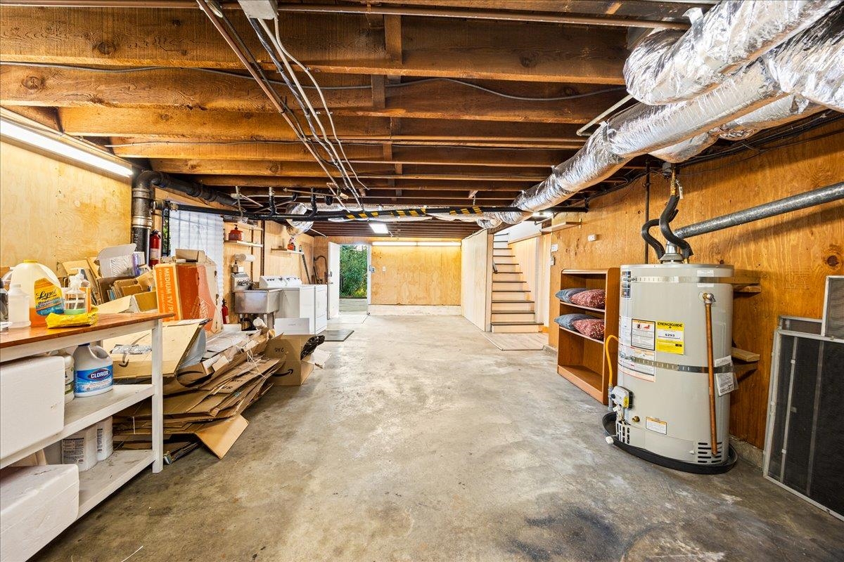 Detail Gallery Image 46 of 59 For 3439 E 18th St, Oakland,  CA 94601 - 3 Beds | 2/1 Baths