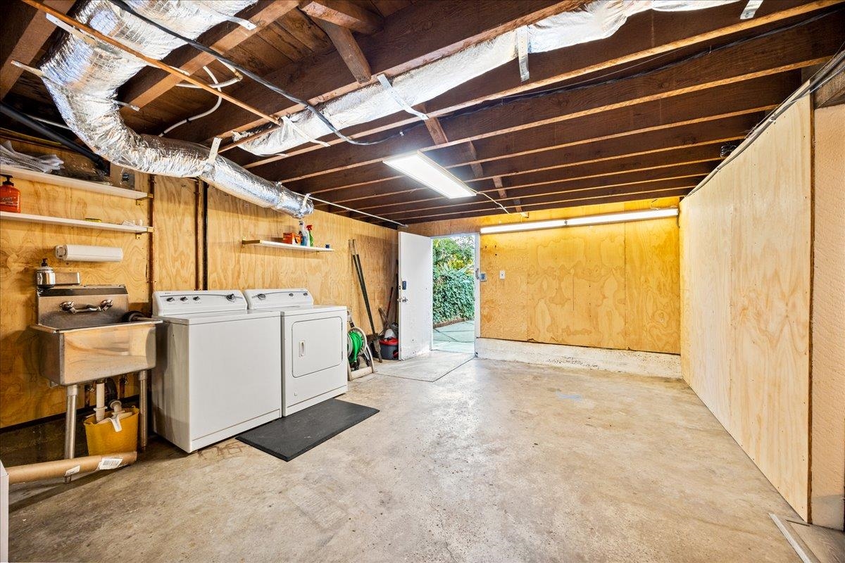 Detail Gallery Image 47 of 59 For 3439 E 18th St, Oakland,  CA 94601 - 3 Beds | 2/1 Baths