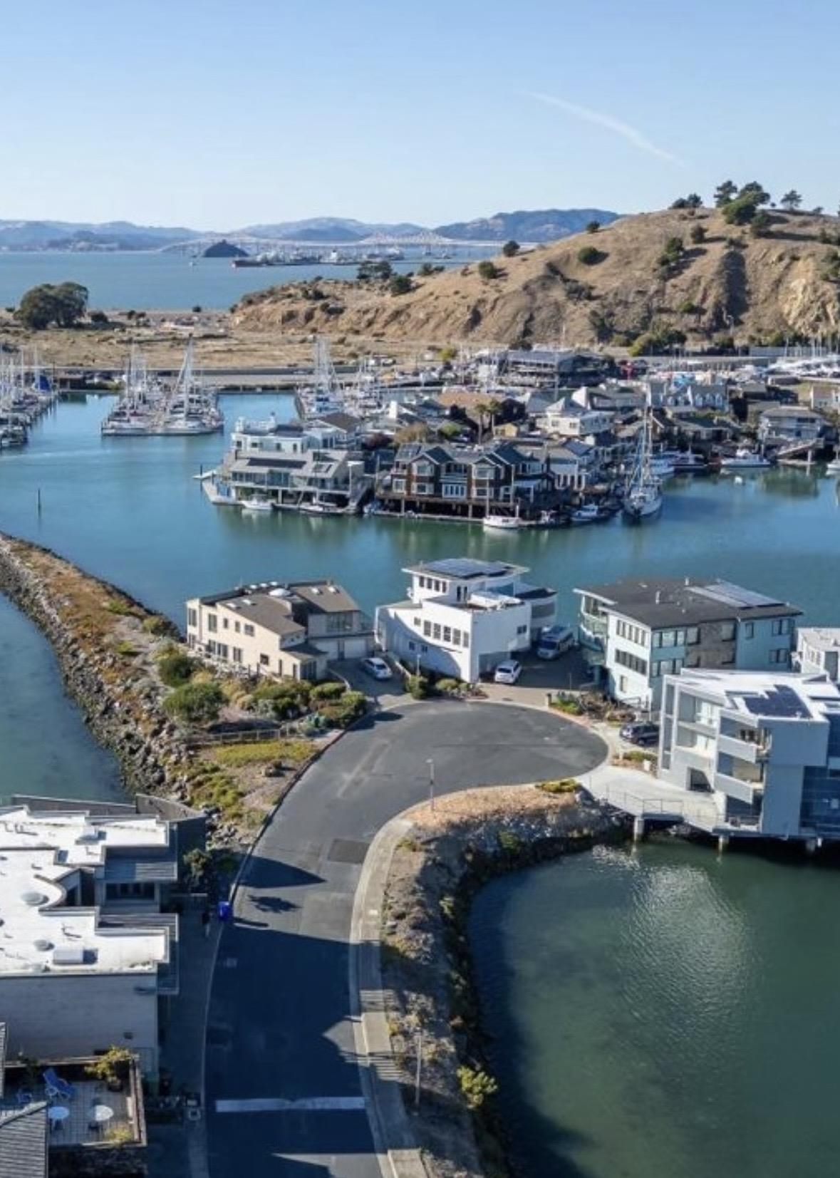 Detail Gallery Image 8 of 8 For 1457 Sandpiper Spit, Richmond,  CA 94801 - – Beds | – Baths