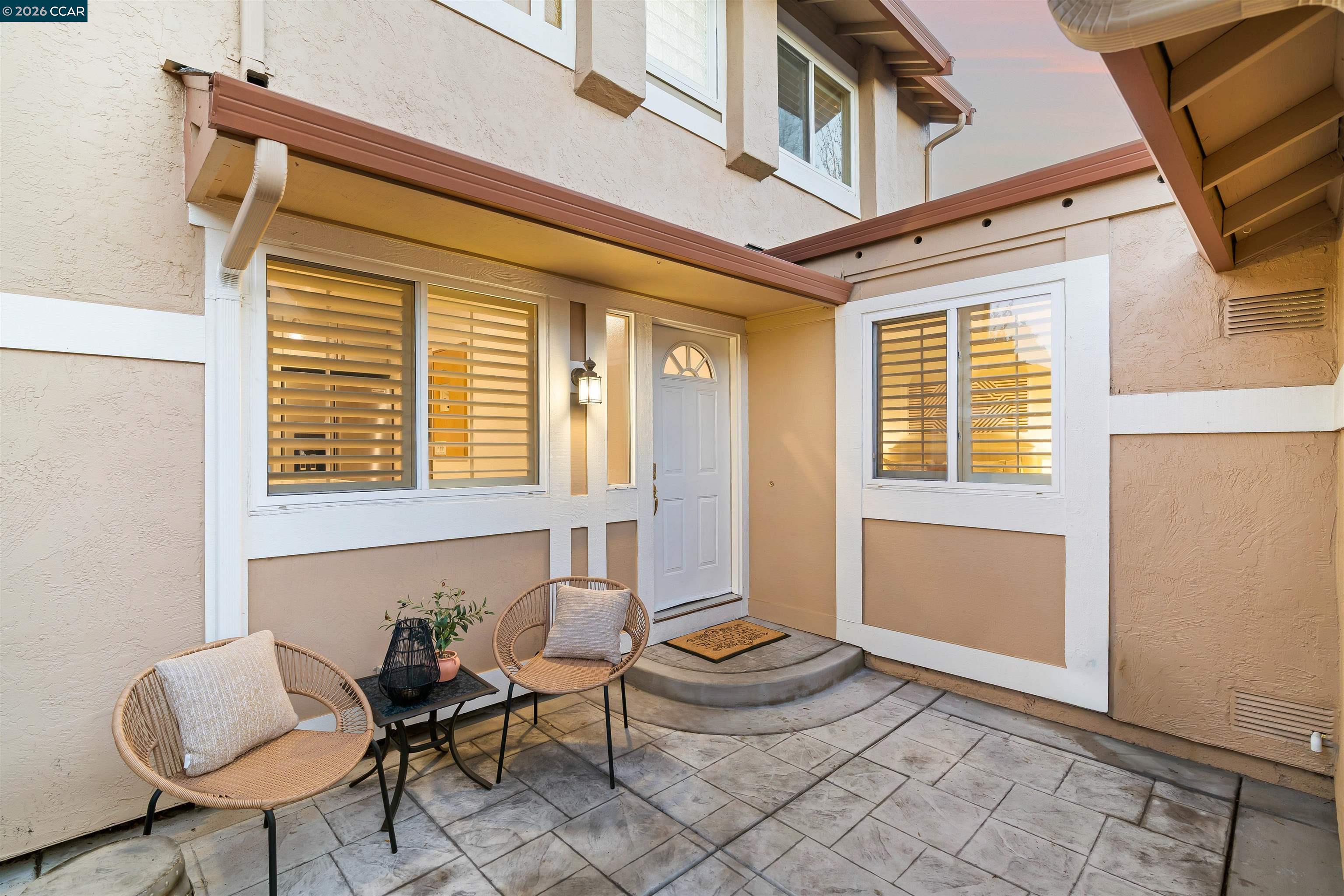 Detail Gallery Image 2 of 57 For 582 La Corso Dr, Walnut Creek,  CA 94598 - 3 Beds | 2 Baths