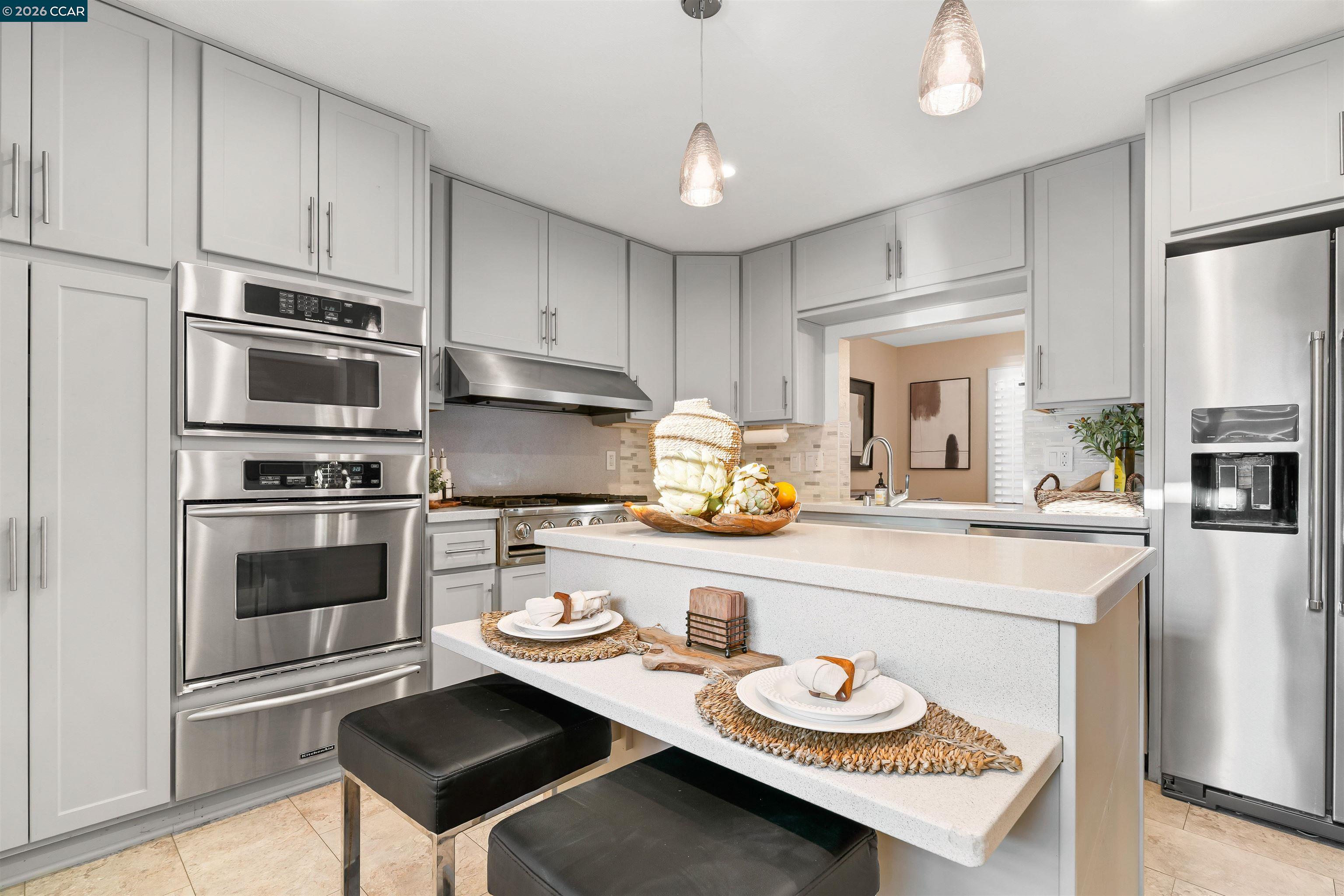 Detail Gallery Image 12 of 57 For 582 La Corso Dr, Walnut Creek,  CA 94598 - 3 Beds | 2 Baths