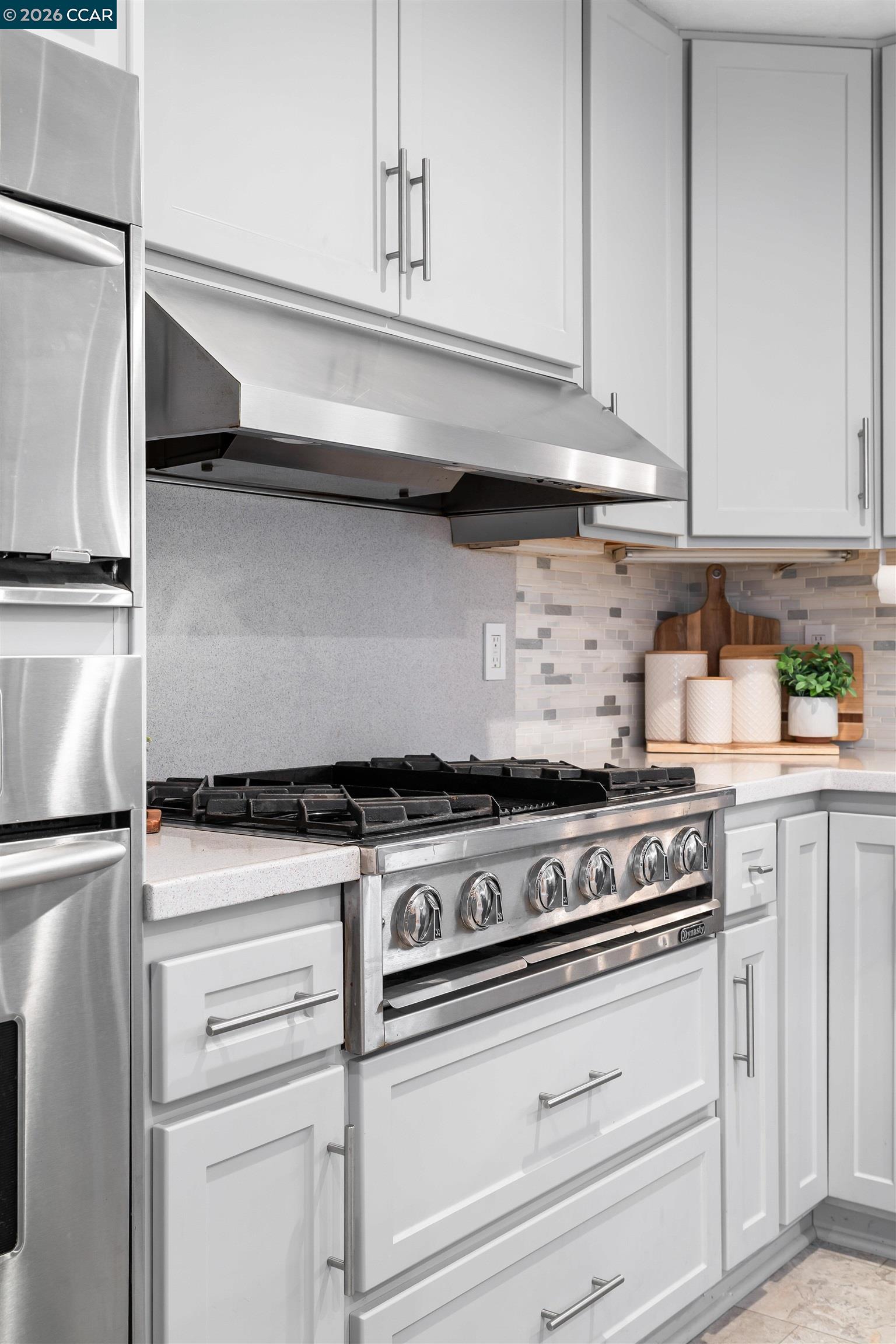 Detail Gallery Image 13 of 57 For 582 La Corso Dr, Walnut Creek,  CA 94598 - 3 Beds | 2 Baths