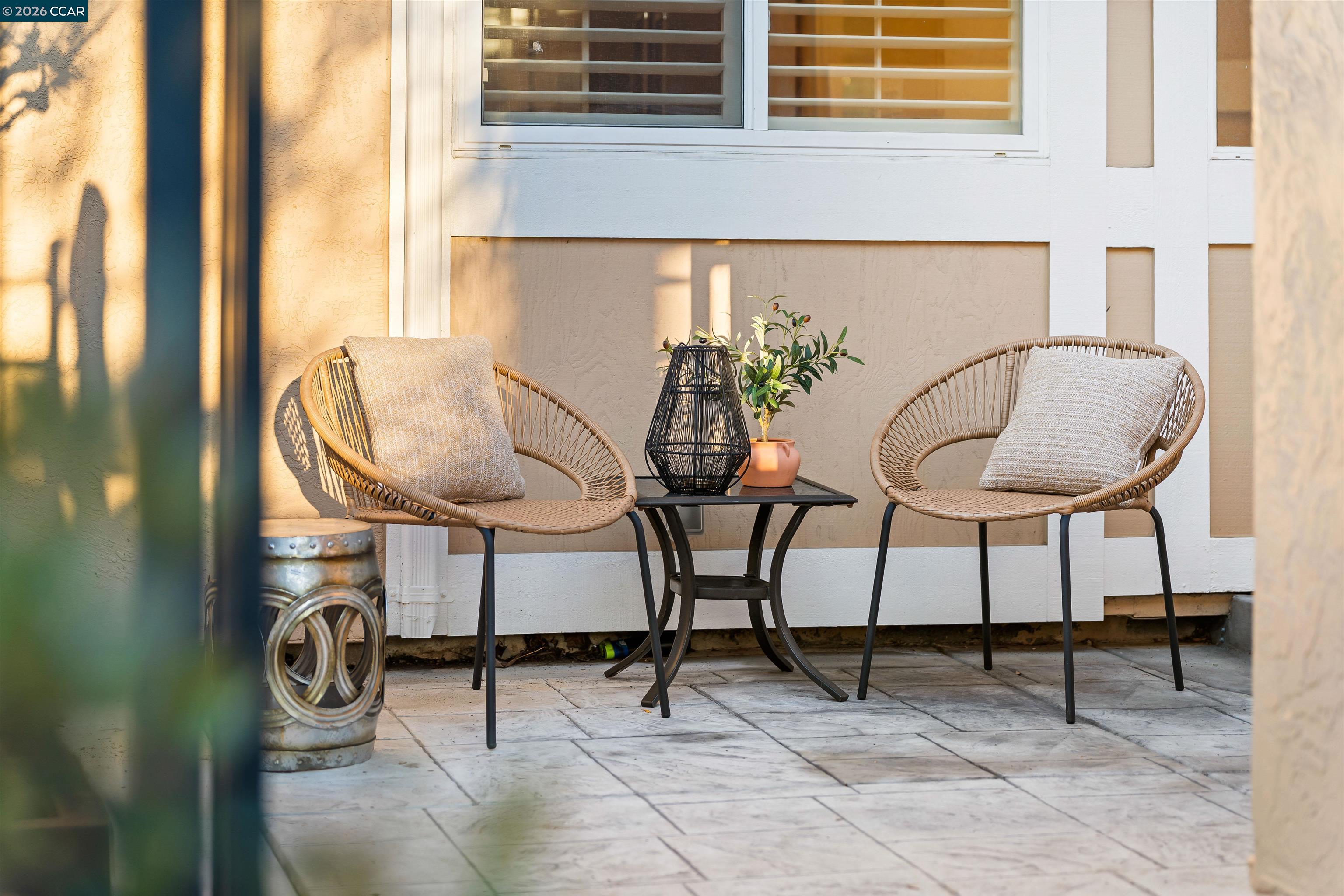 Detail Gallery Image 3 of 57 For 582 La Corso Dr, Walnut Creek,  CA 94598 - 3 Beds | 2 Baths