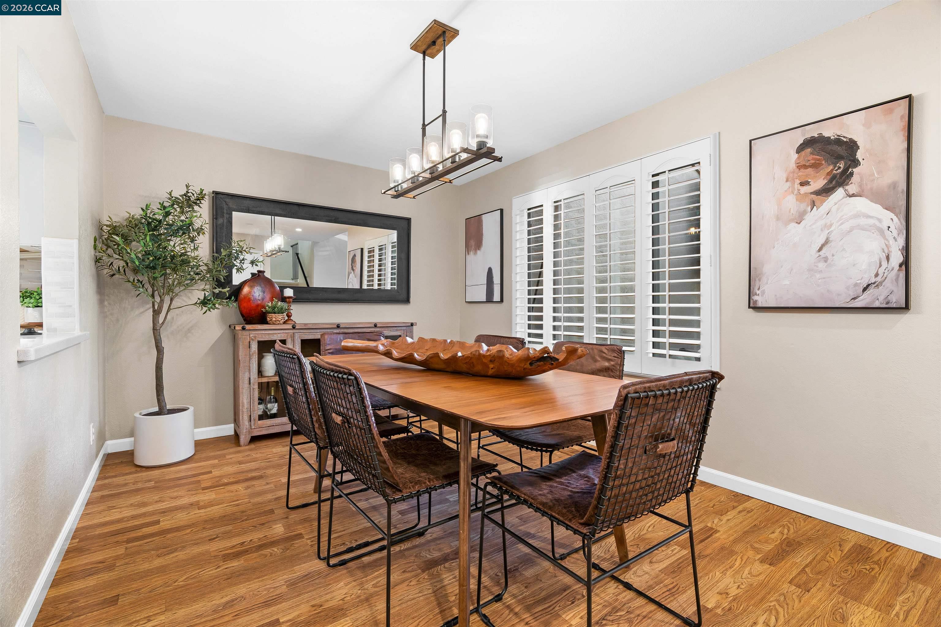 Detail Gallery Image 21 of 57 For 582 La Corso Dr, Walnut Creek,  CA 94598 - 3 Beds | 2 Baths