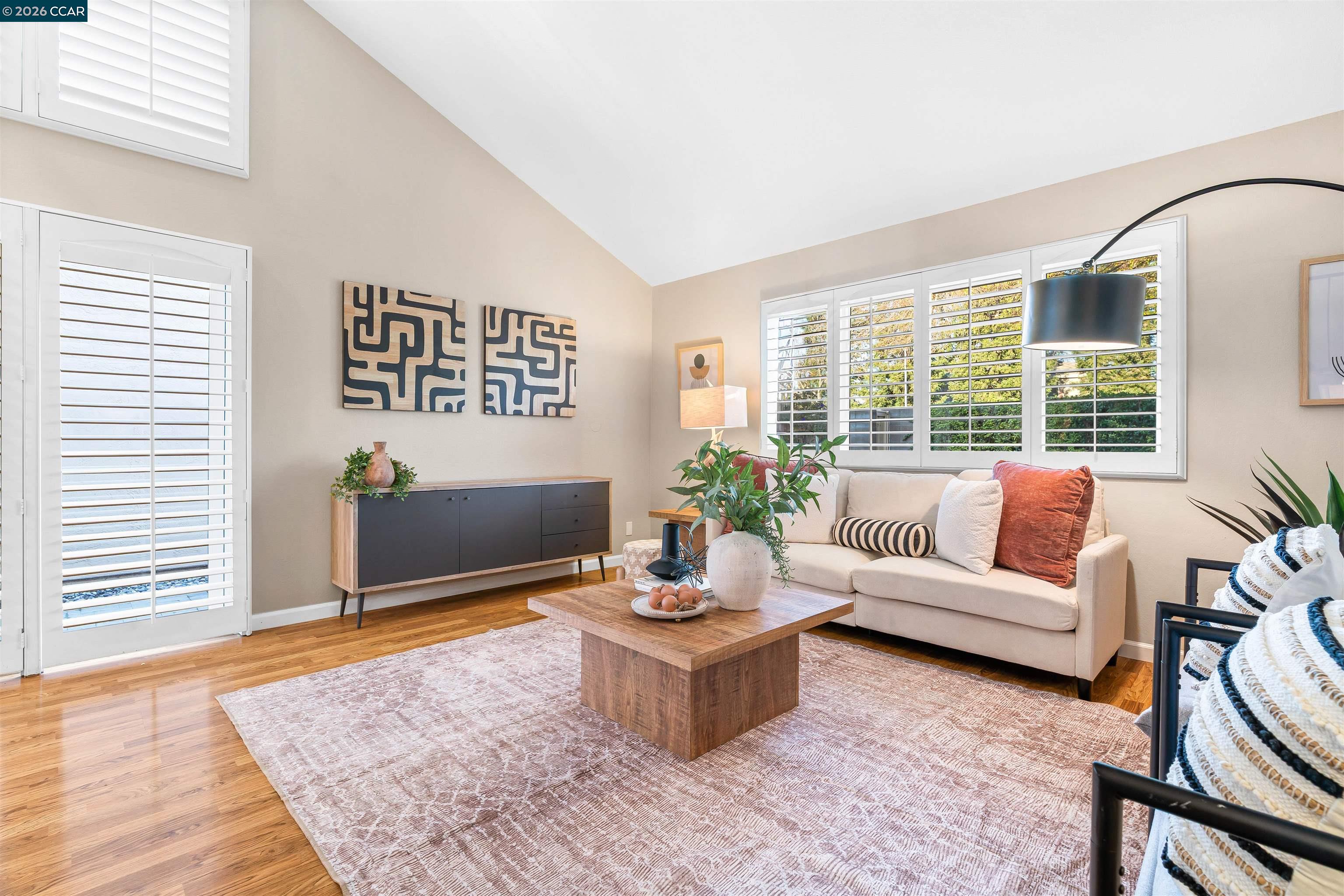 Detail Gallery Image 24 of 57 For 582 La Corso Dr, Walnut Creek,  CA 94598 - 3 Beds | 2 Baths