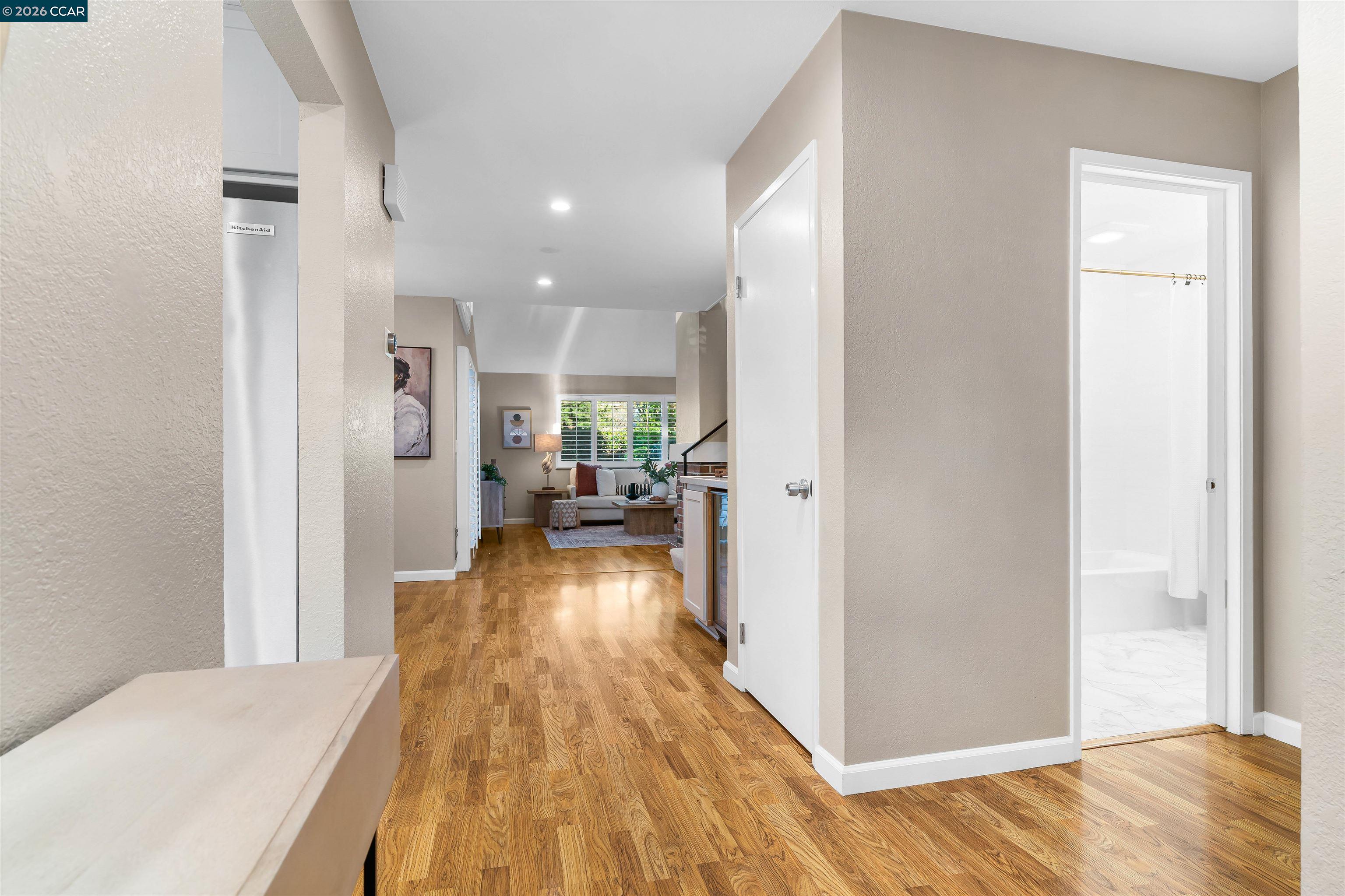 Detail Gallery Image 5 of 57 For 582 La Corso Dr, Walnut Creek,  CA 94598 - 3 Beds | 2 Baths