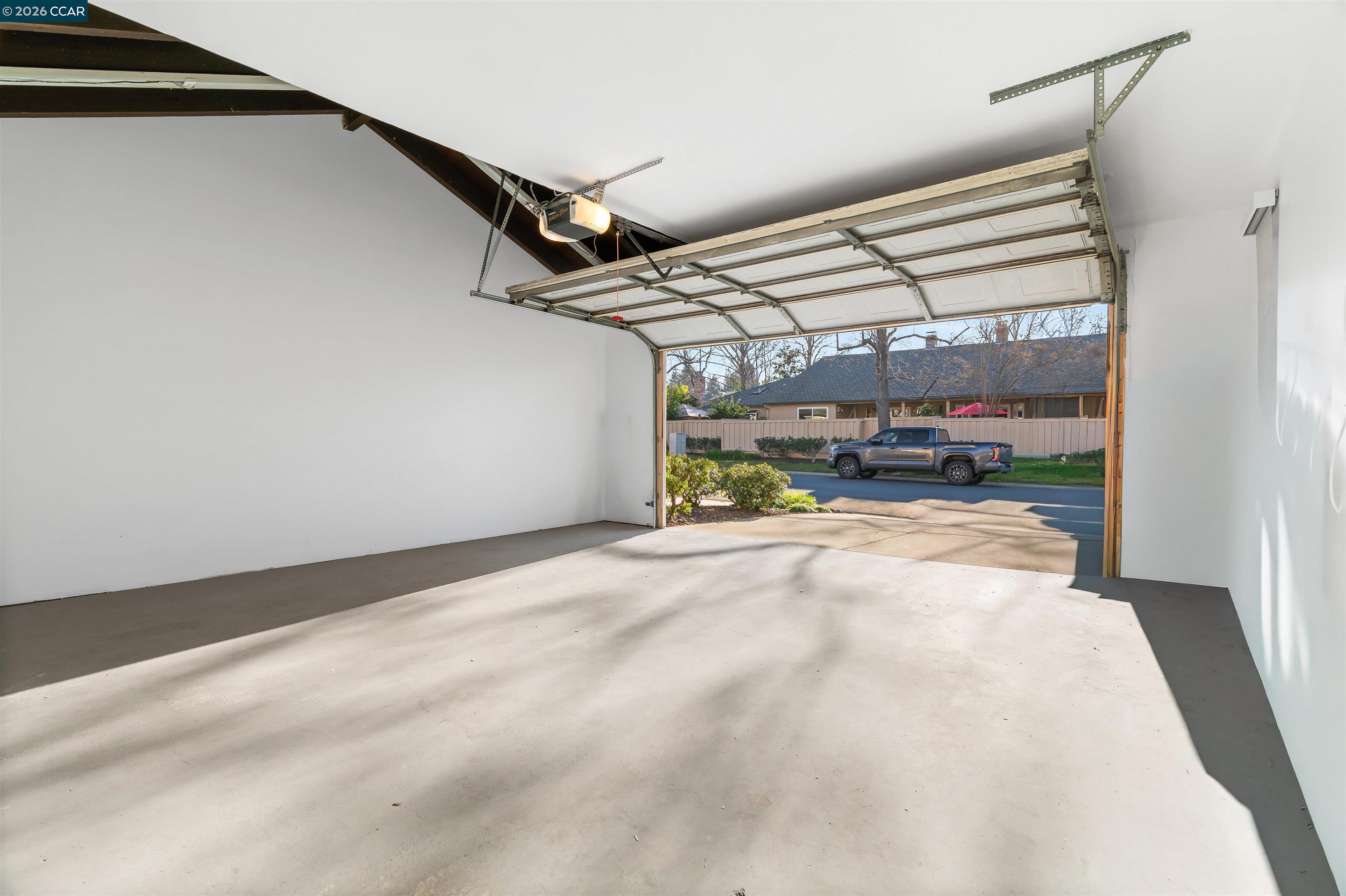 Detail Gallery Image 46 of 57 For 582 La Corso Dr, Walnut Creek,  CA 94598 - 3 Beds | 2 Baths