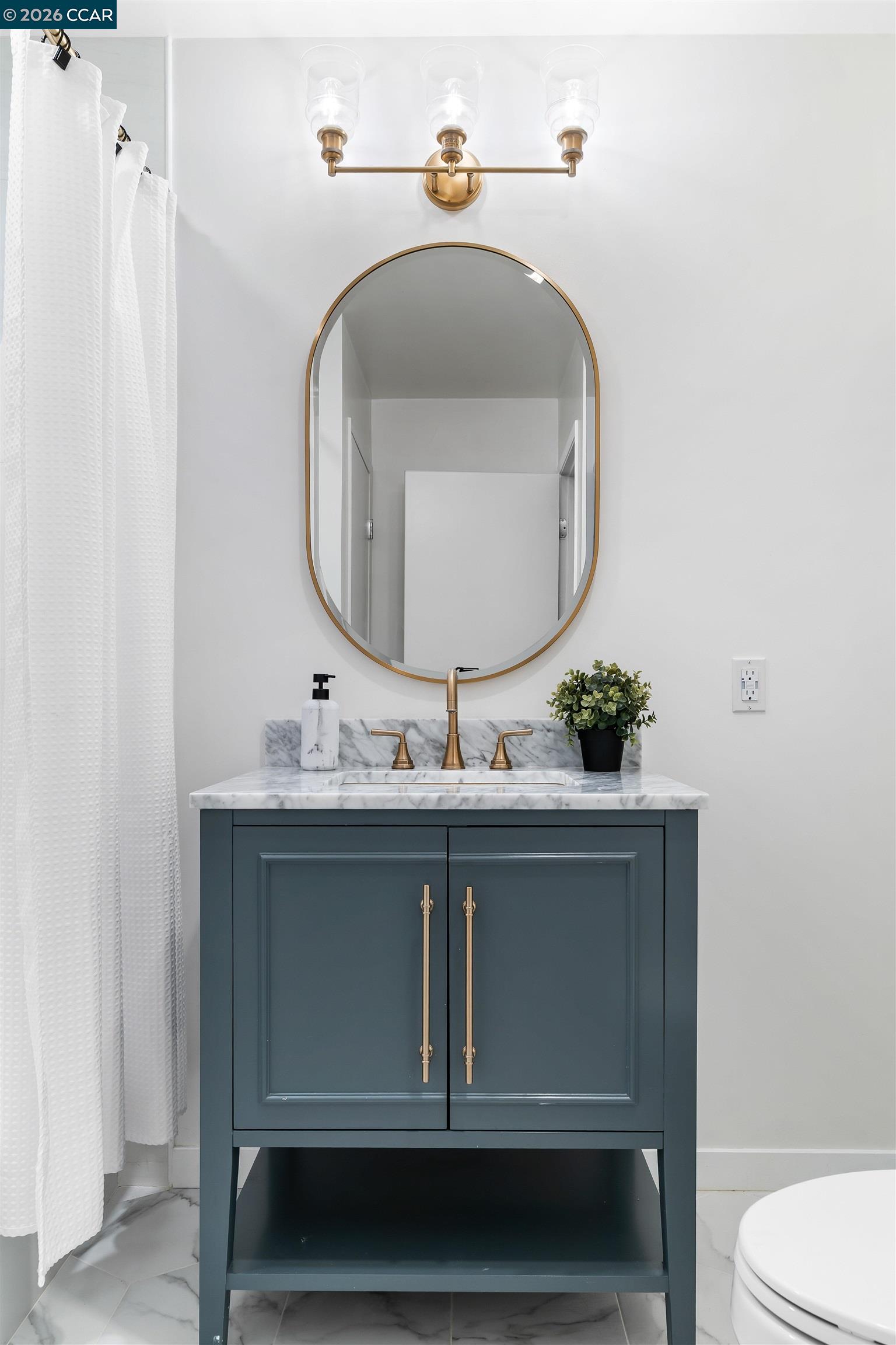 Detail Gallery Image 9 of 57 For 582 La Corso Dr, Walnut Creek,  CA 94598 - 3 Beds | 2 Baths