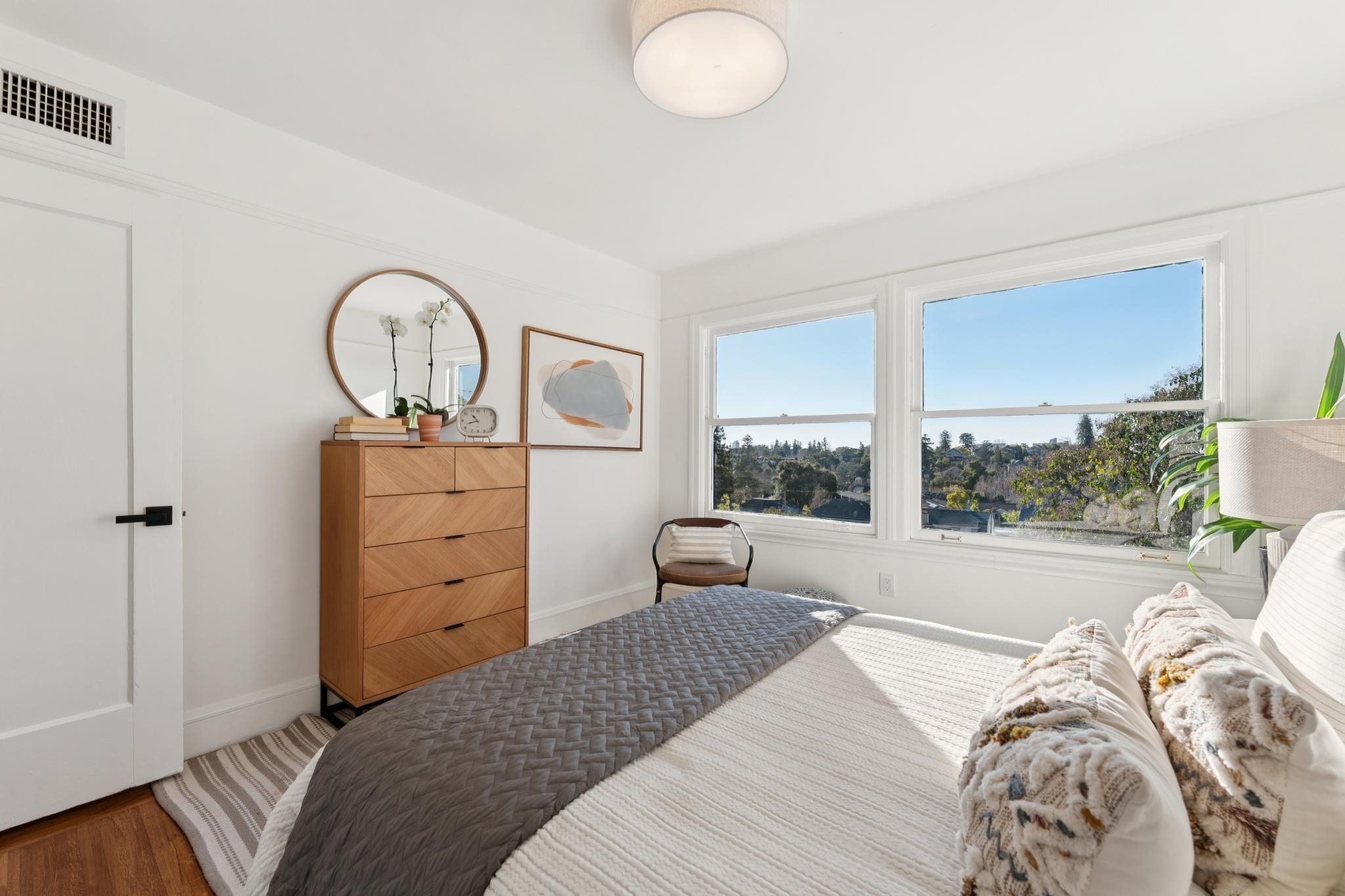 Detail Gallery Image 28 of 50 For 37 Monticello Ave, Piedmont,  CA 94611 - 3 Beds | 2 Baths