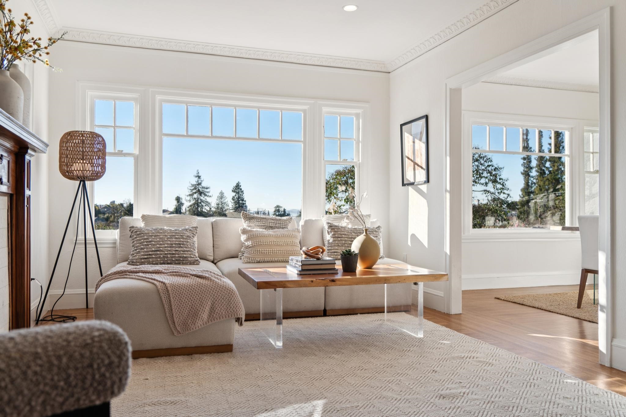 Detail Gallery Image 4 of 50 For 37 Monticello Ave, Piedmont,  CA 94611 - 3 Beds | 2 Baths