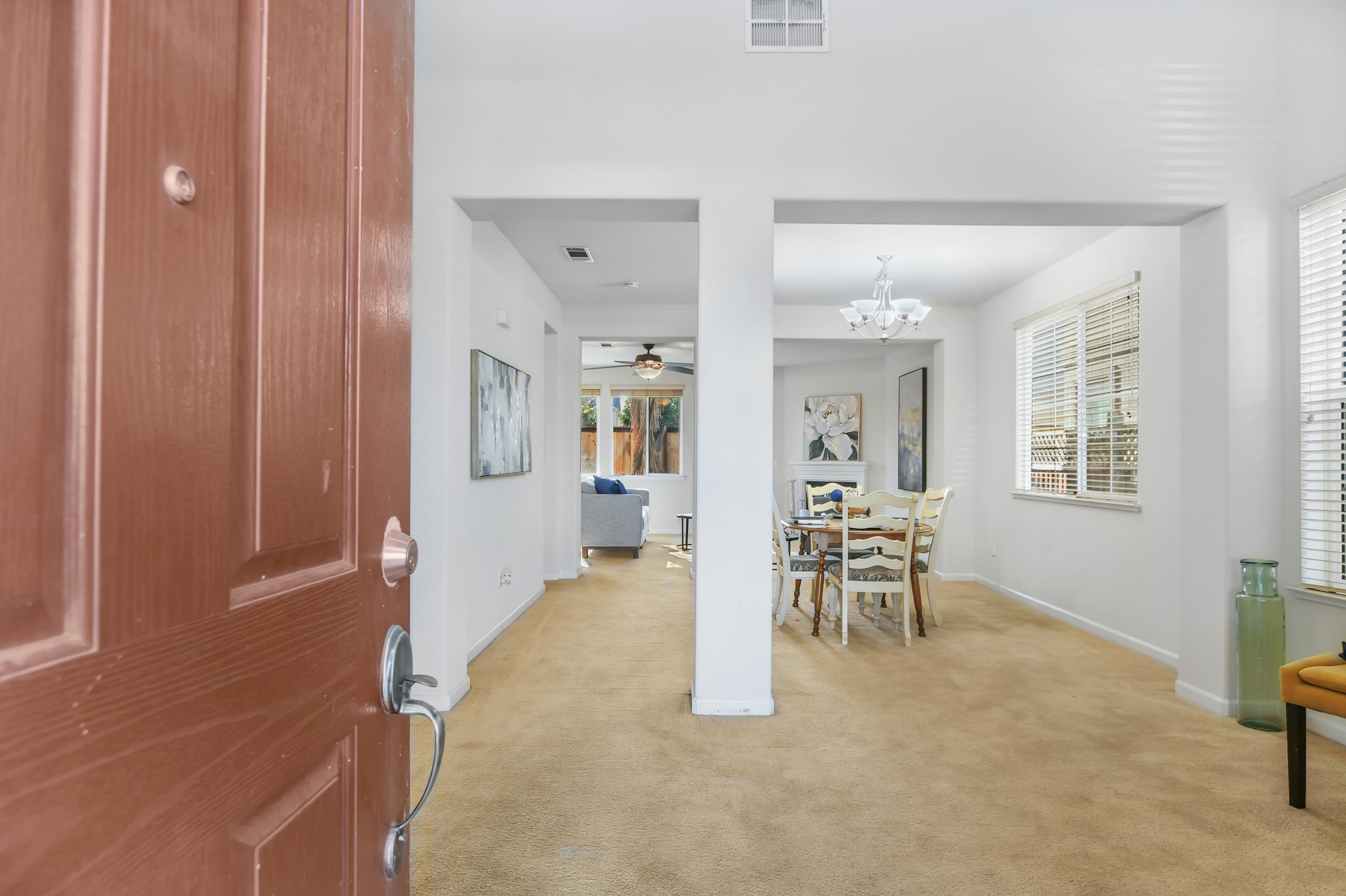 Detail Gallery Image 3 of 36 For 2472 Grant St., Brentwood,  CA 94513-4142 - 3 Beds | 2/1 Baths