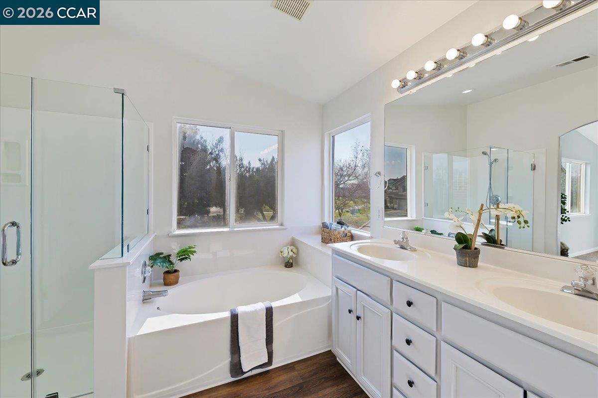 Detail Gallery Image 26 of 40 For 1100 Cherry Blossom Ln, Tracy,  CA 95377 - 4 Beds | 2/1 Baths