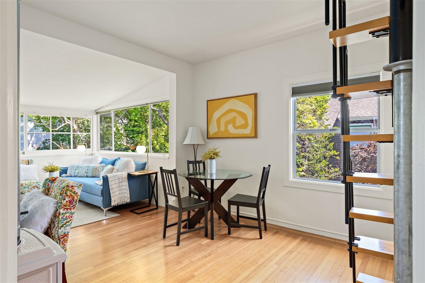 Photo #3: 41121181 Listing: Photo #3