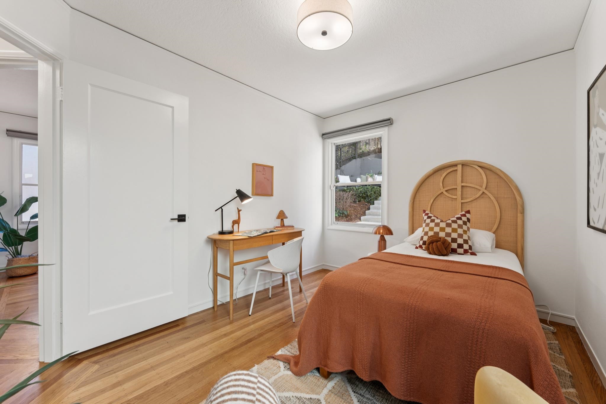 Detail Gallery Image 26 of 56 For 3945 Canon Ave, Oakland,  CA 94602 - 3 Beds | 2 Baths