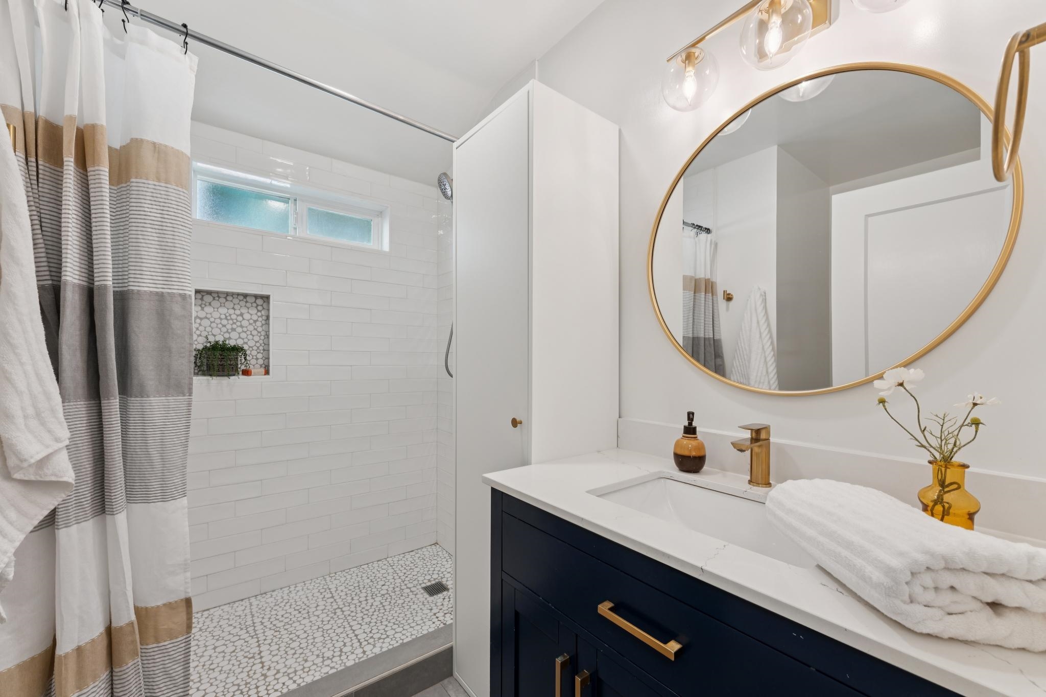 Detail Gallery Image 27 of 56 For 3945 Canon Ave, Oakland,  CA 94602 - 3 Beds | 2 Baths