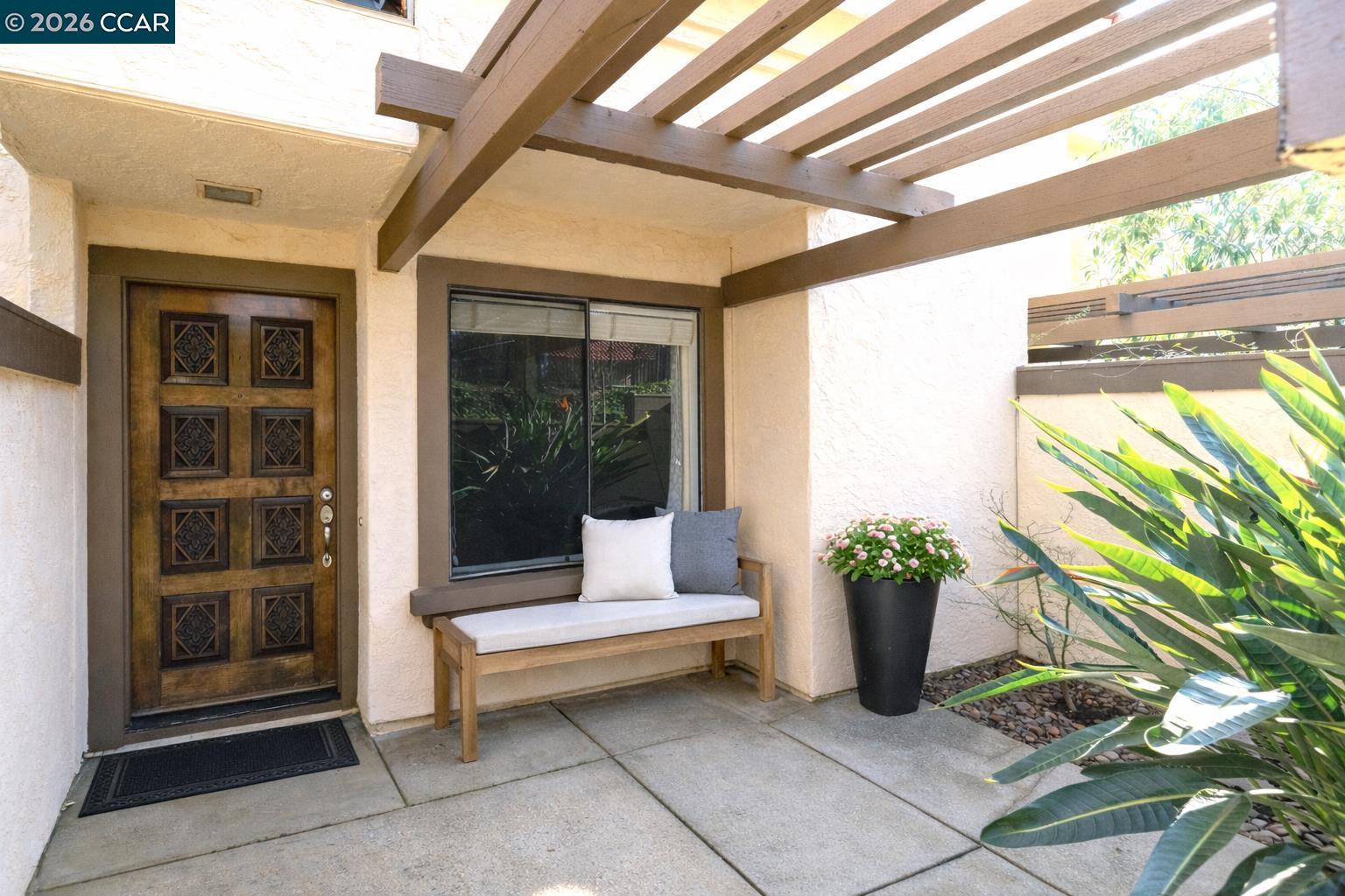 Photo #2: 41121183 Listing: Photo #2