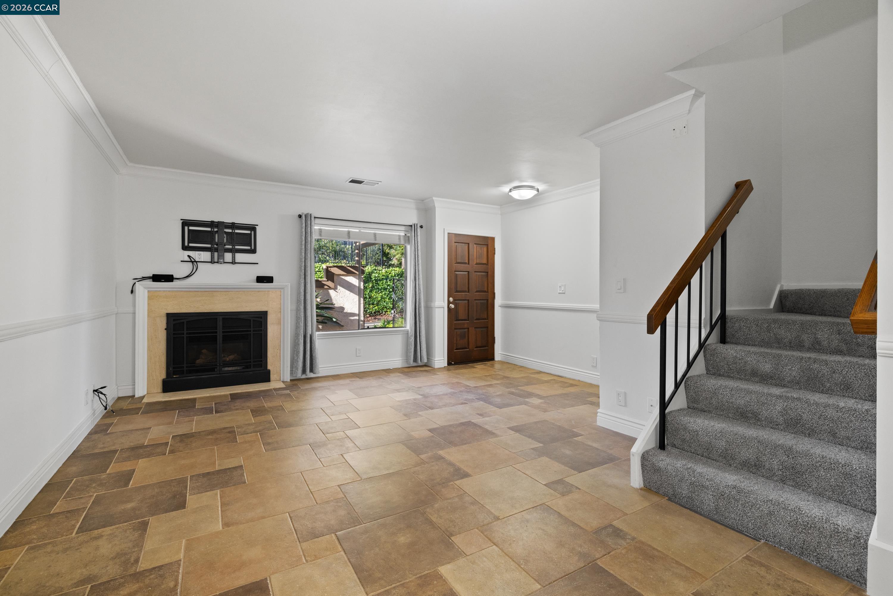 Photo #5: 41121183 Listing: Photo #5