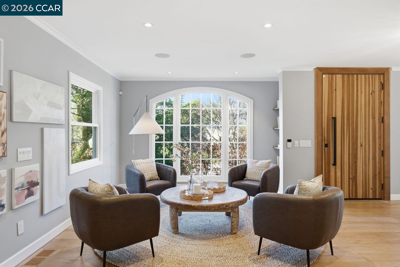 Detail Gallery Image 13 of 58 For 780 Carlston Ave, Oakland,  CA 94610 - 3 Beds | 3 Baths