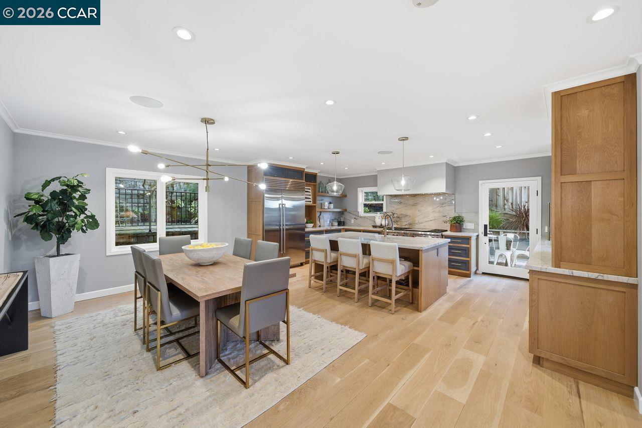 Detail Gallery Image 14 of 58 For 780 Carlston Ave, Oakland,  CA 94610 - 3 Beds | 3 Baths