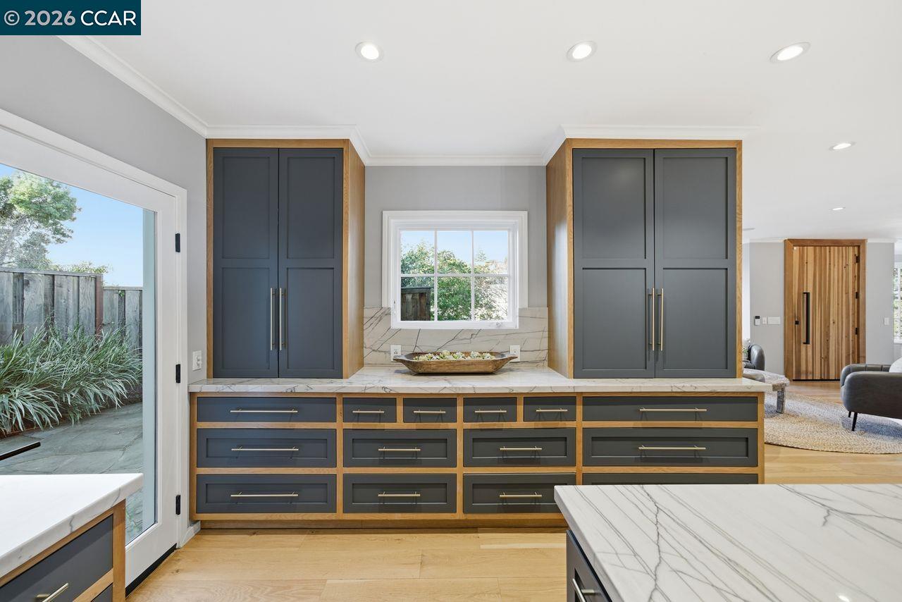 Detail Gallery Image 21 of 58 For 780 Carlston Ave, Oakland,  CA 94610 - 3 Beds | 3 Baths